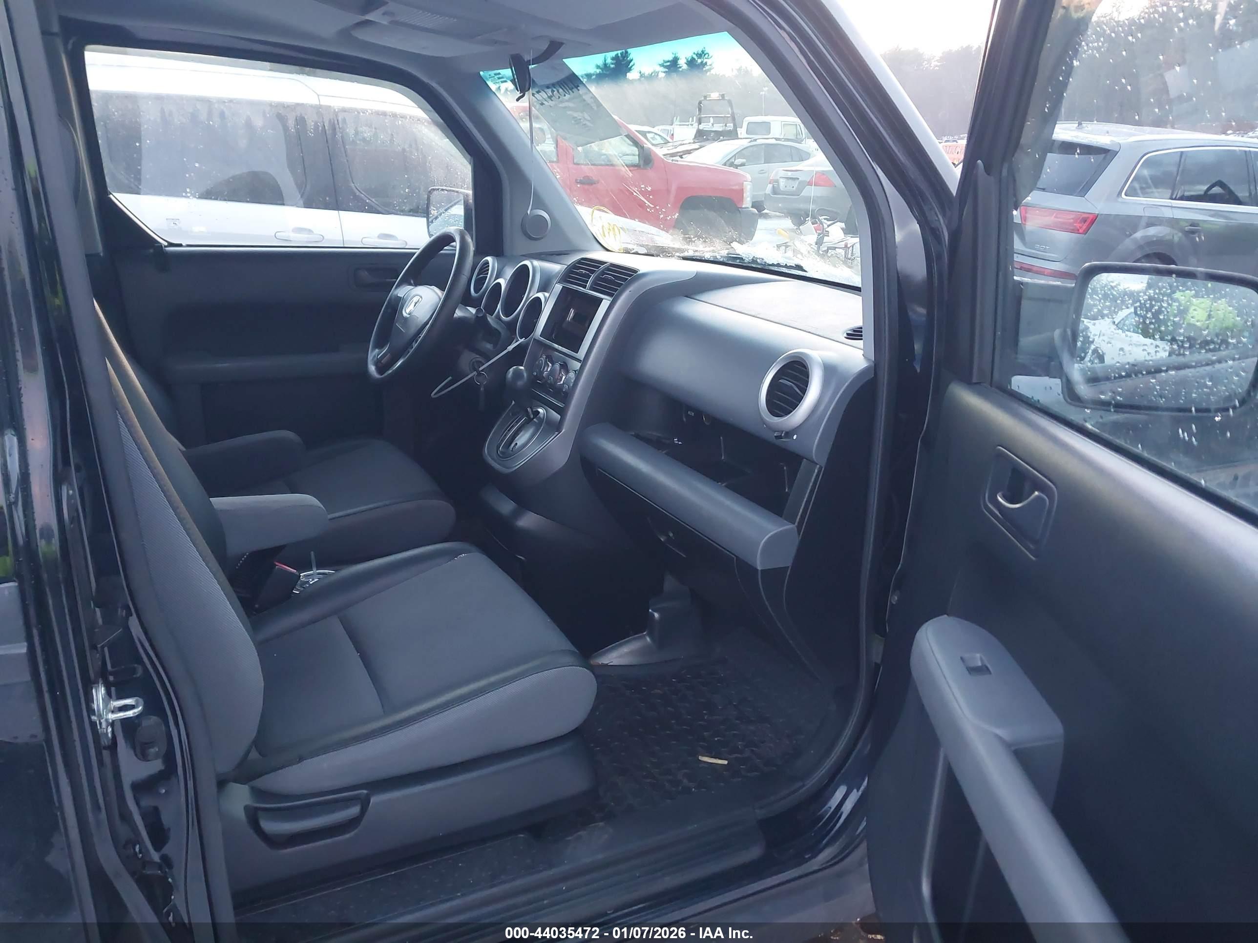 HONDA ELEMENT image 5