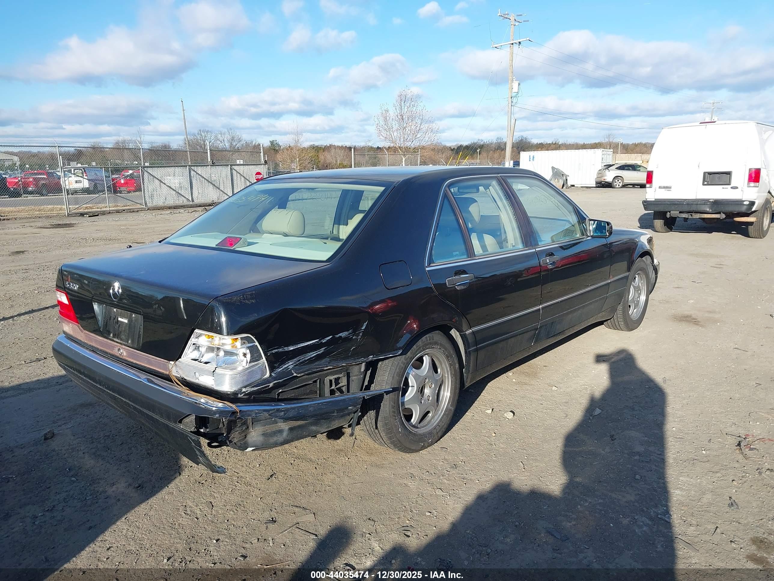 MERCEDES-BENZ S image 4