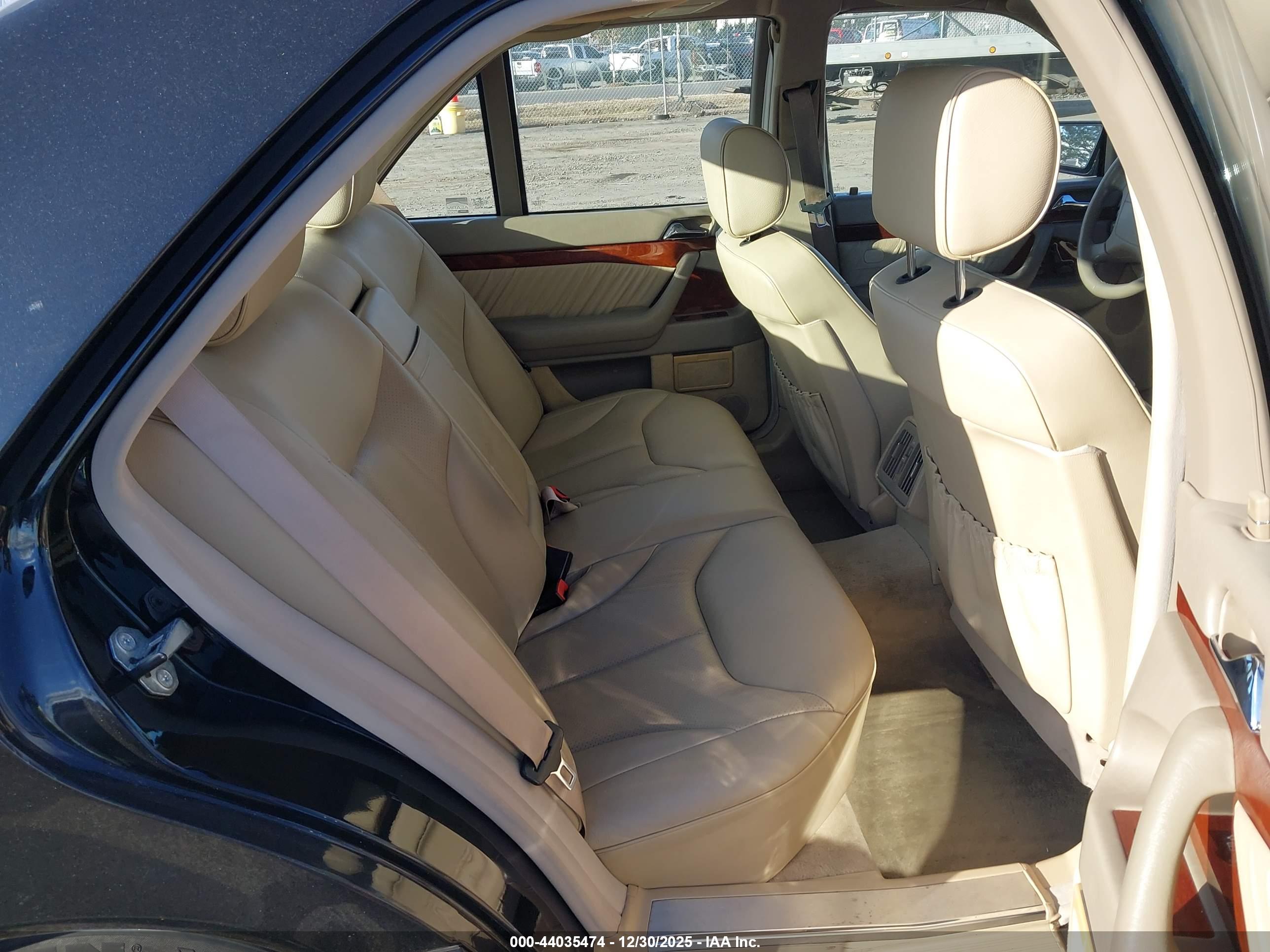 MERCEDES-BENZ S image 8