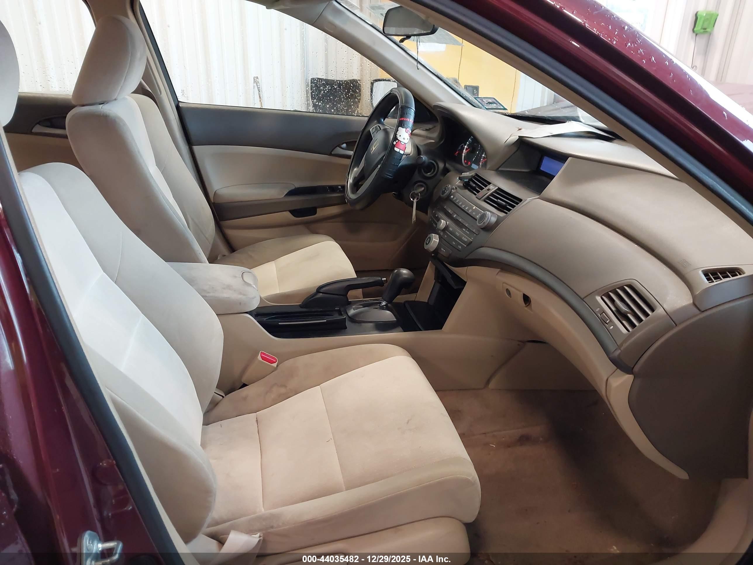 HONDA ACCORD image 5