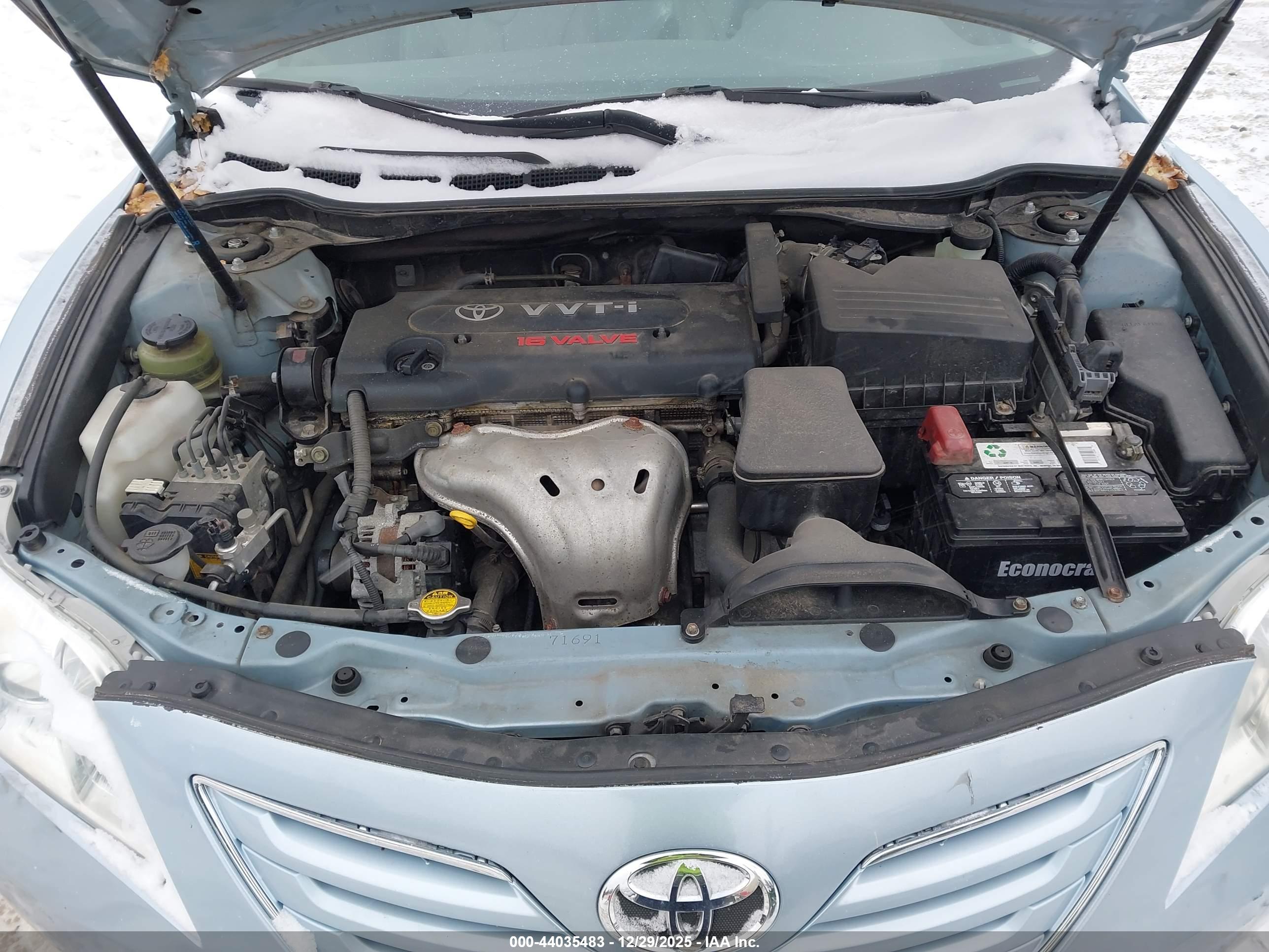 TOYOTA CAMRY image 10