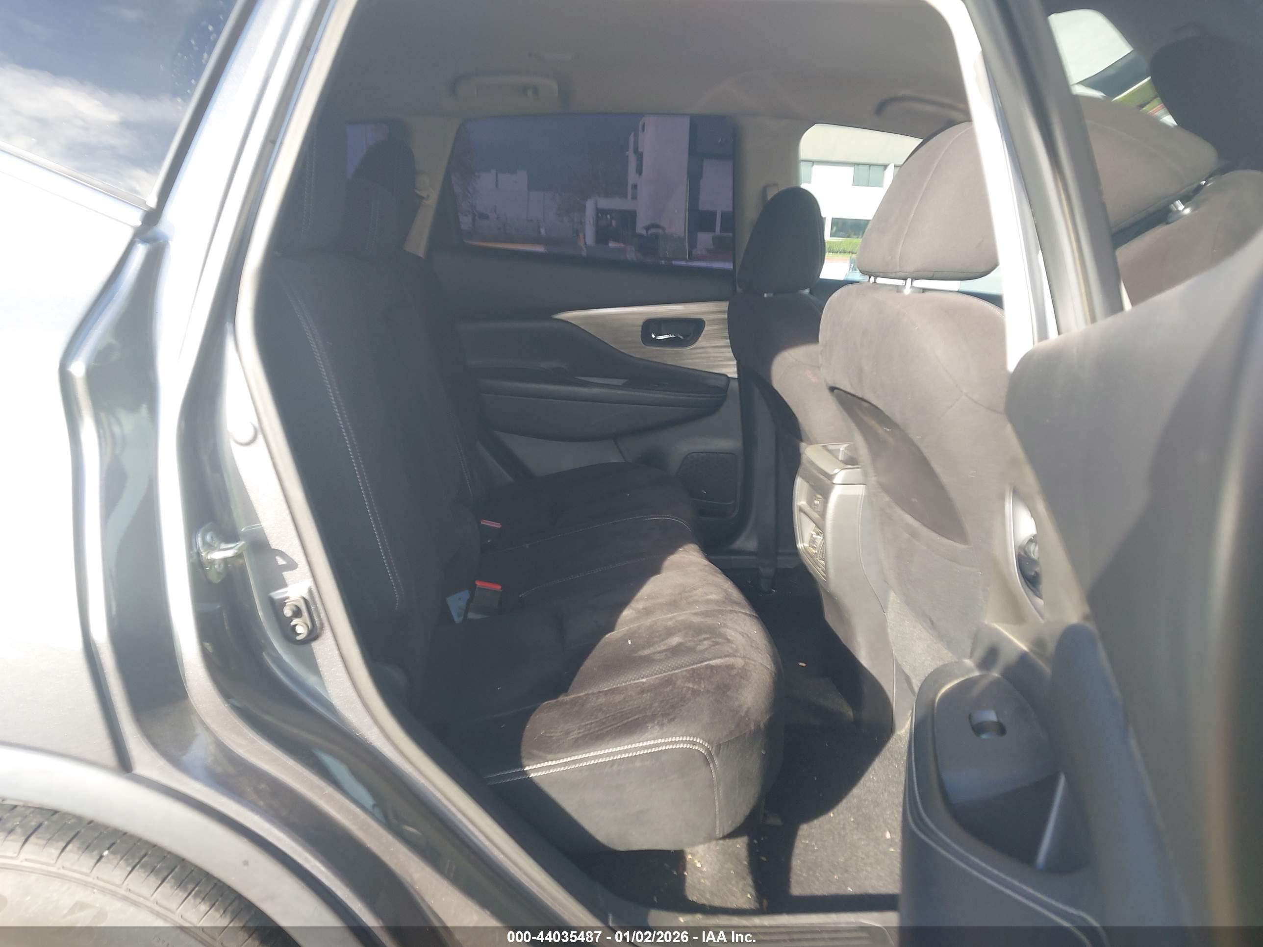 NISSAN MURANO image 8