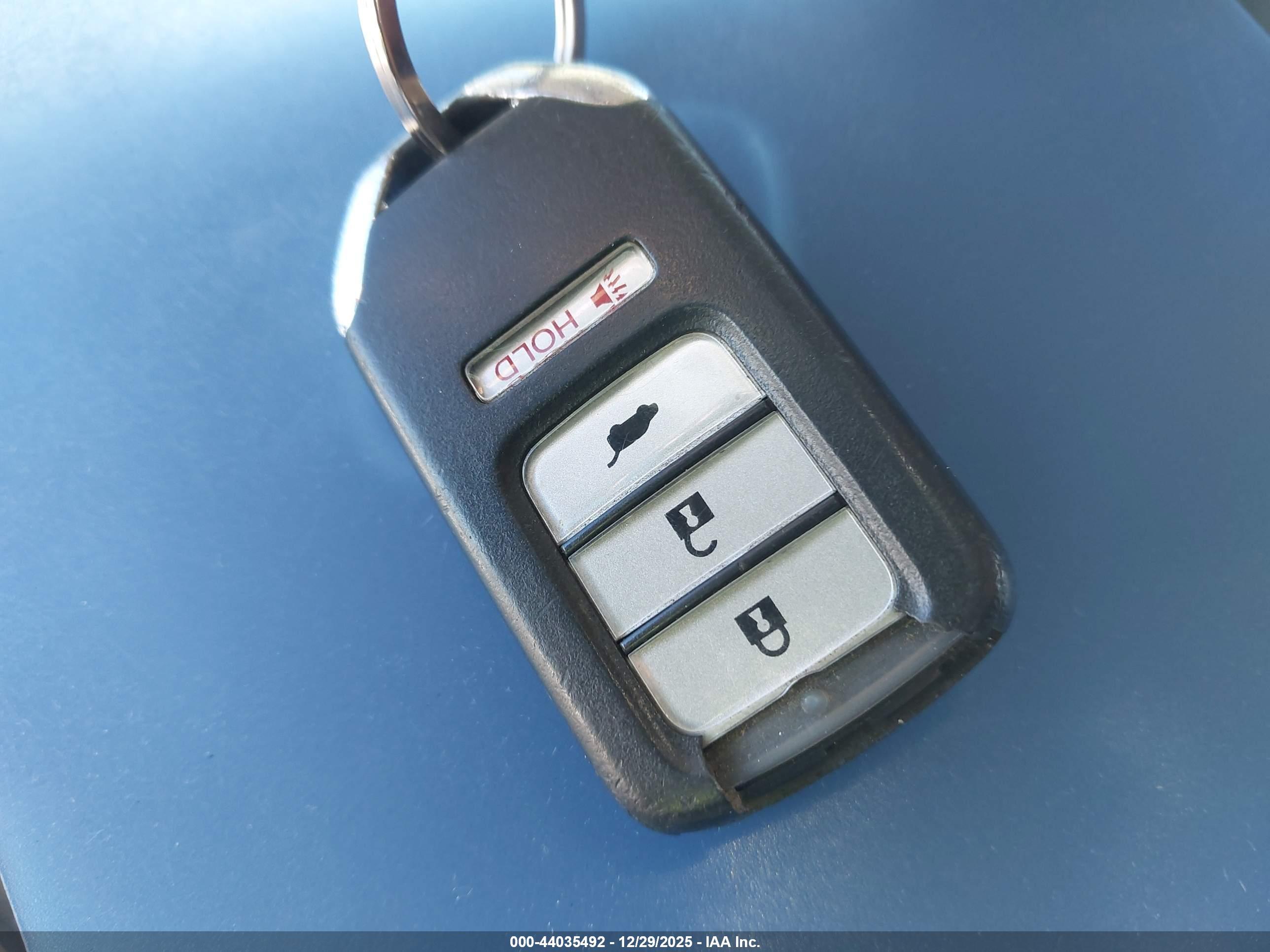 HONDA CR-V image 11
