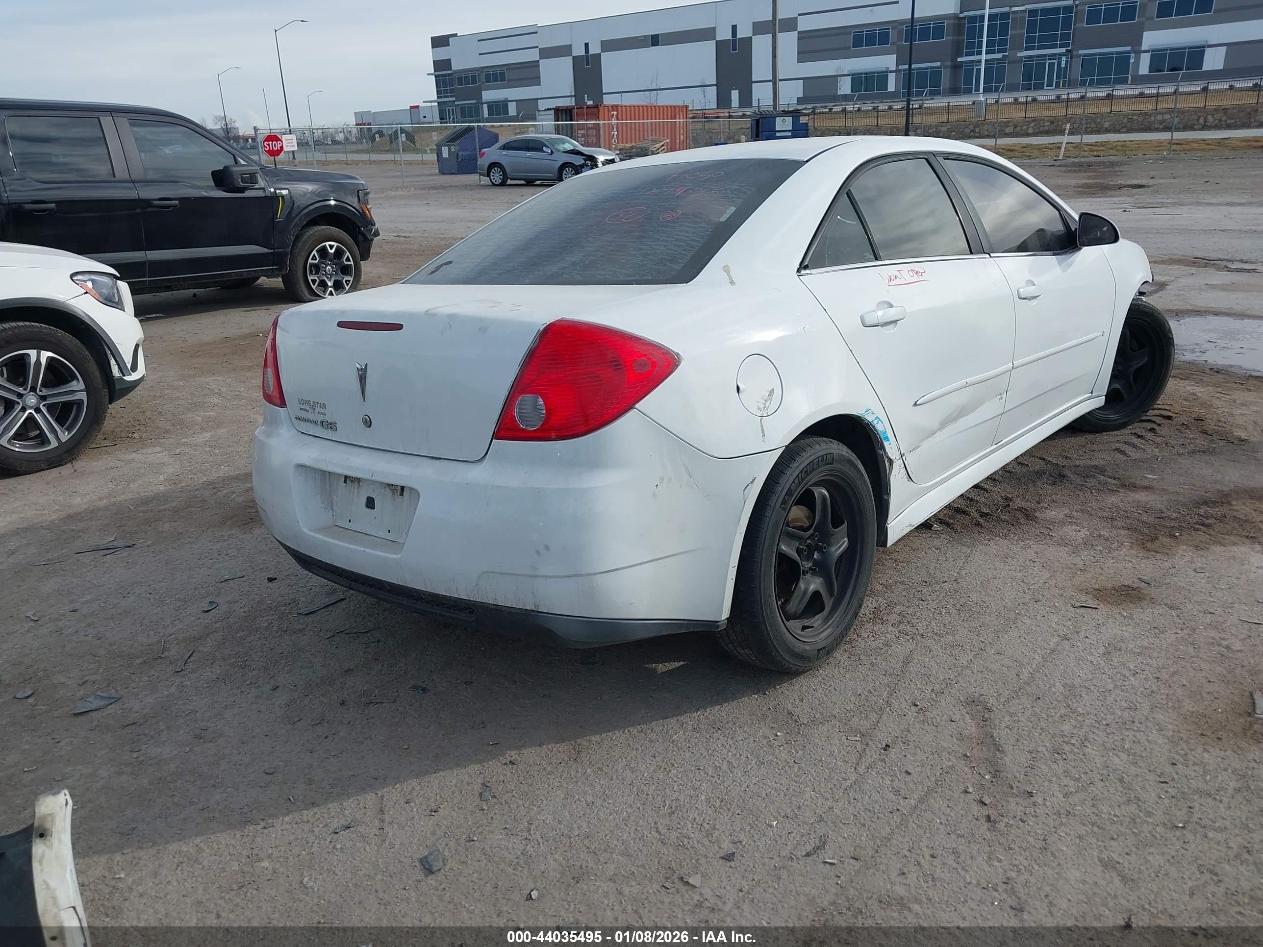 PONTIAC G6 image 4