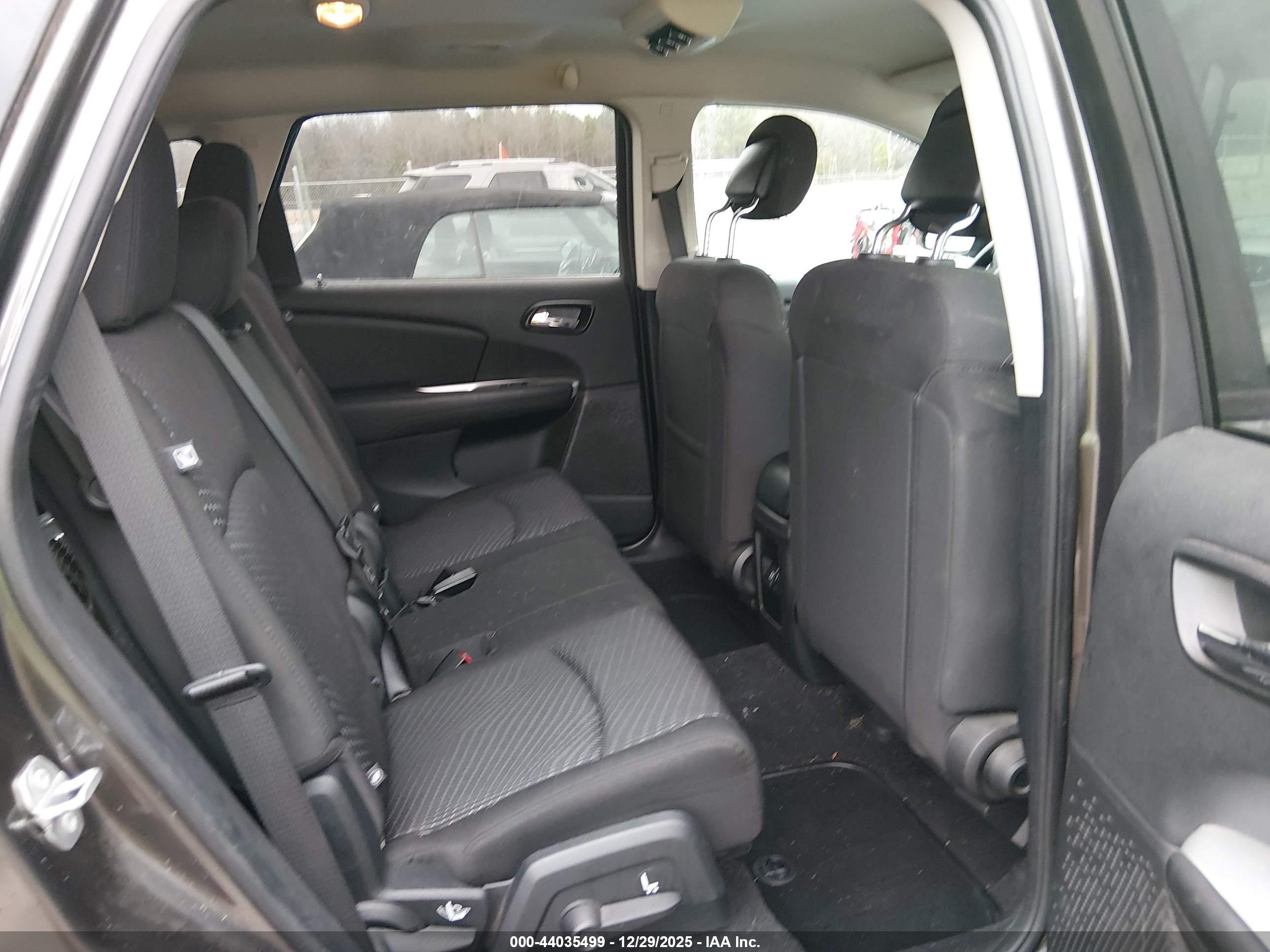 DODGE JOURNEY image 8