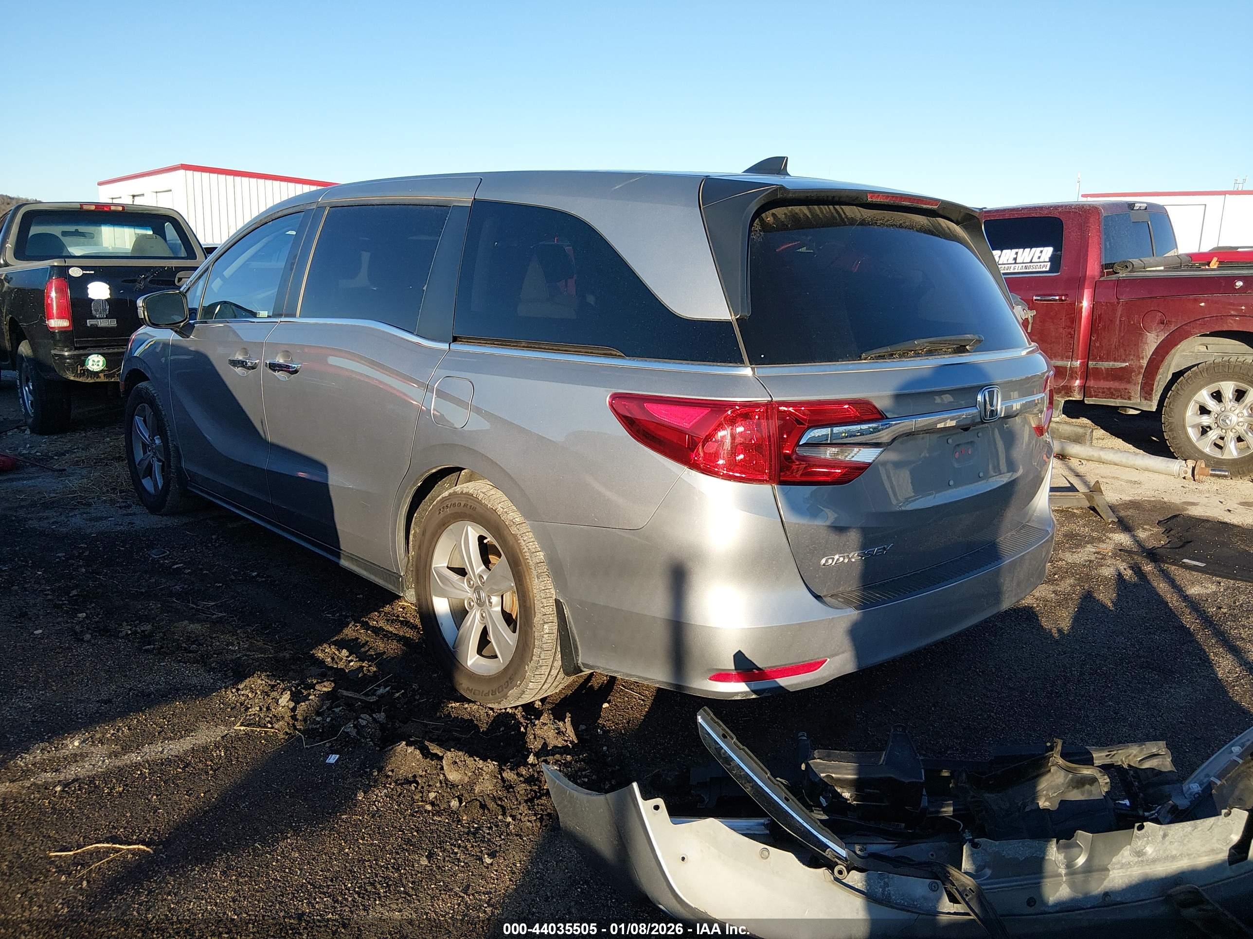 HONDA ODYSSEY image 3