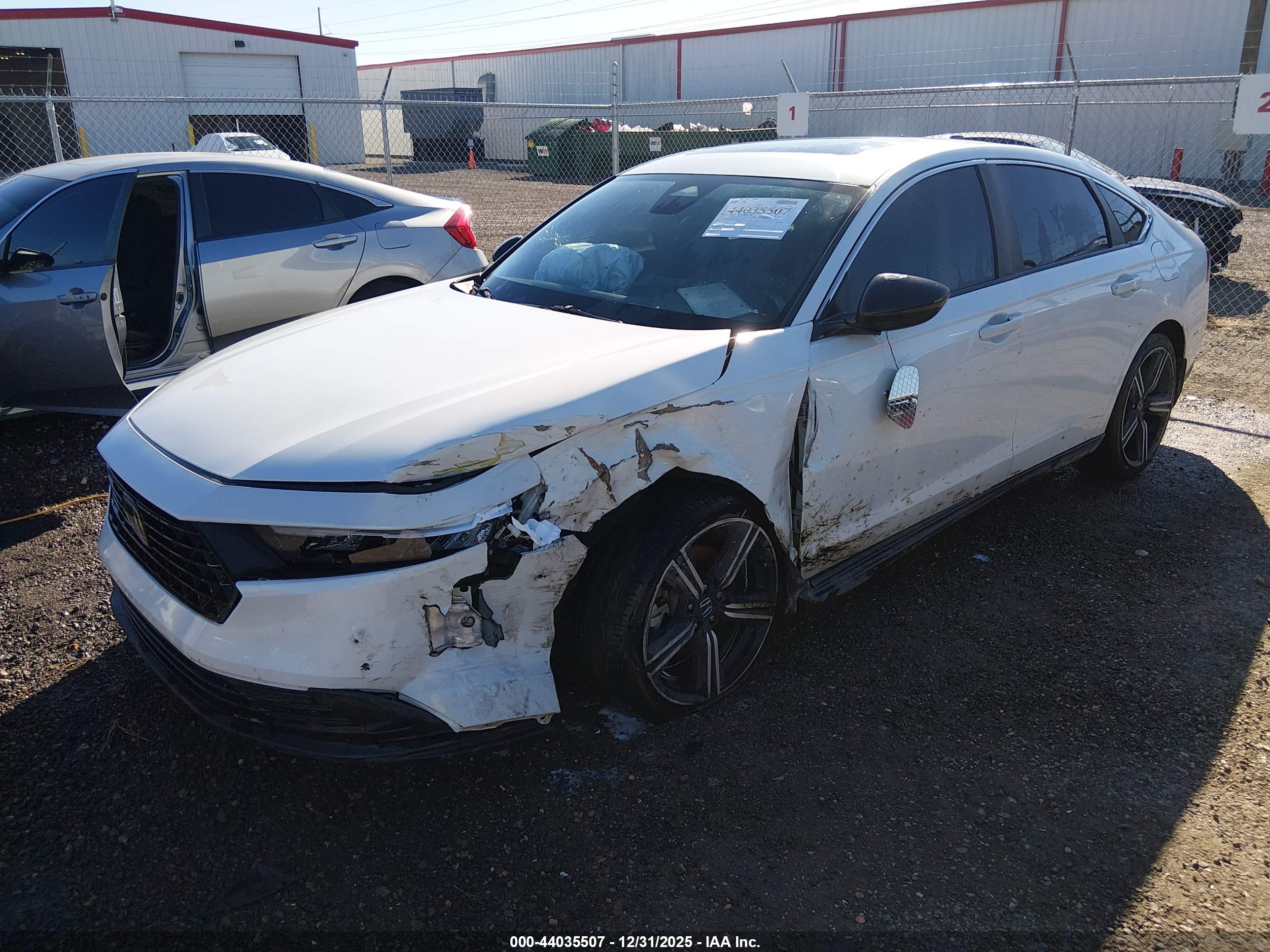 HONDA ACCORD image 2