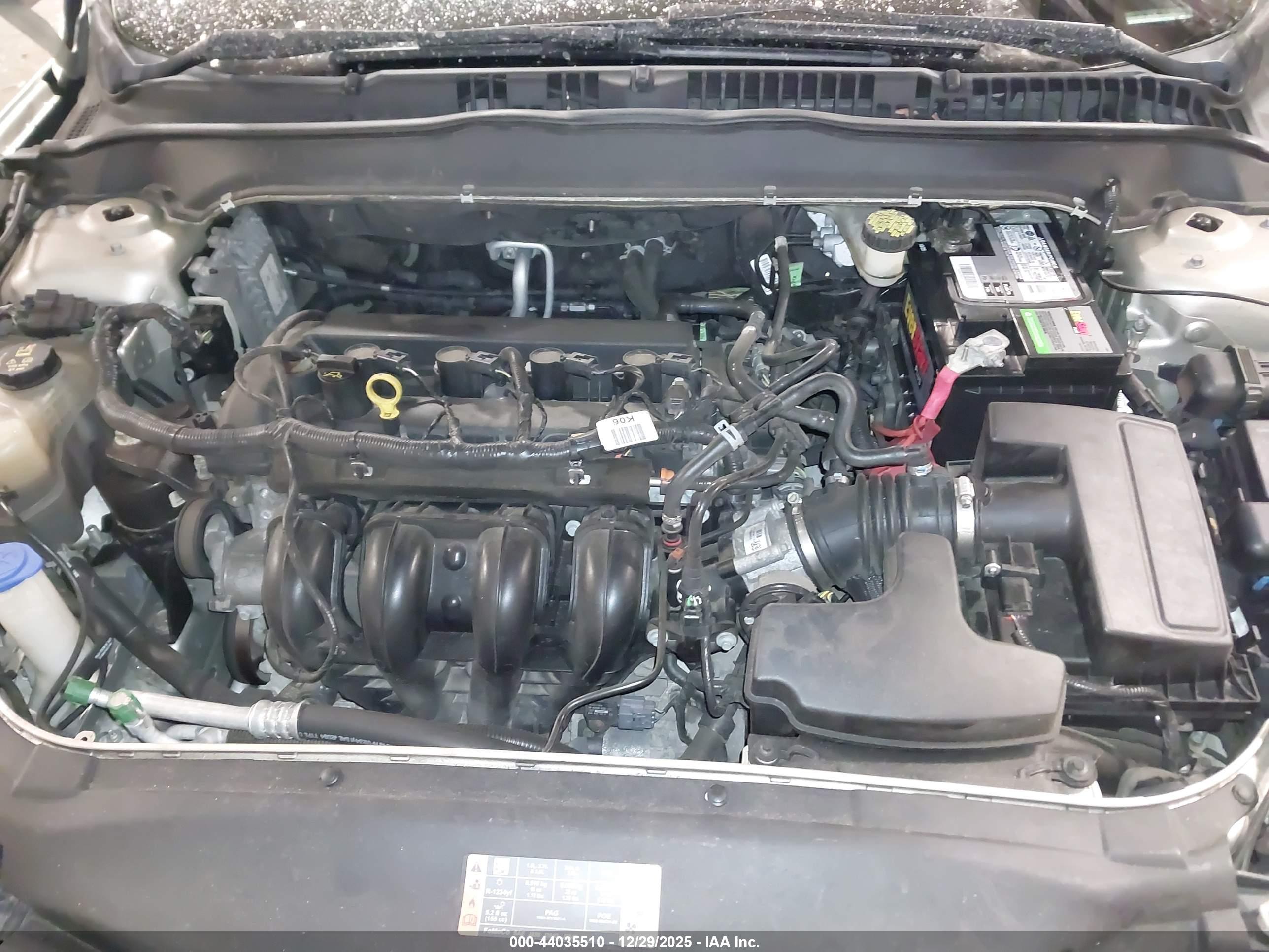 FORD FUSION image 10