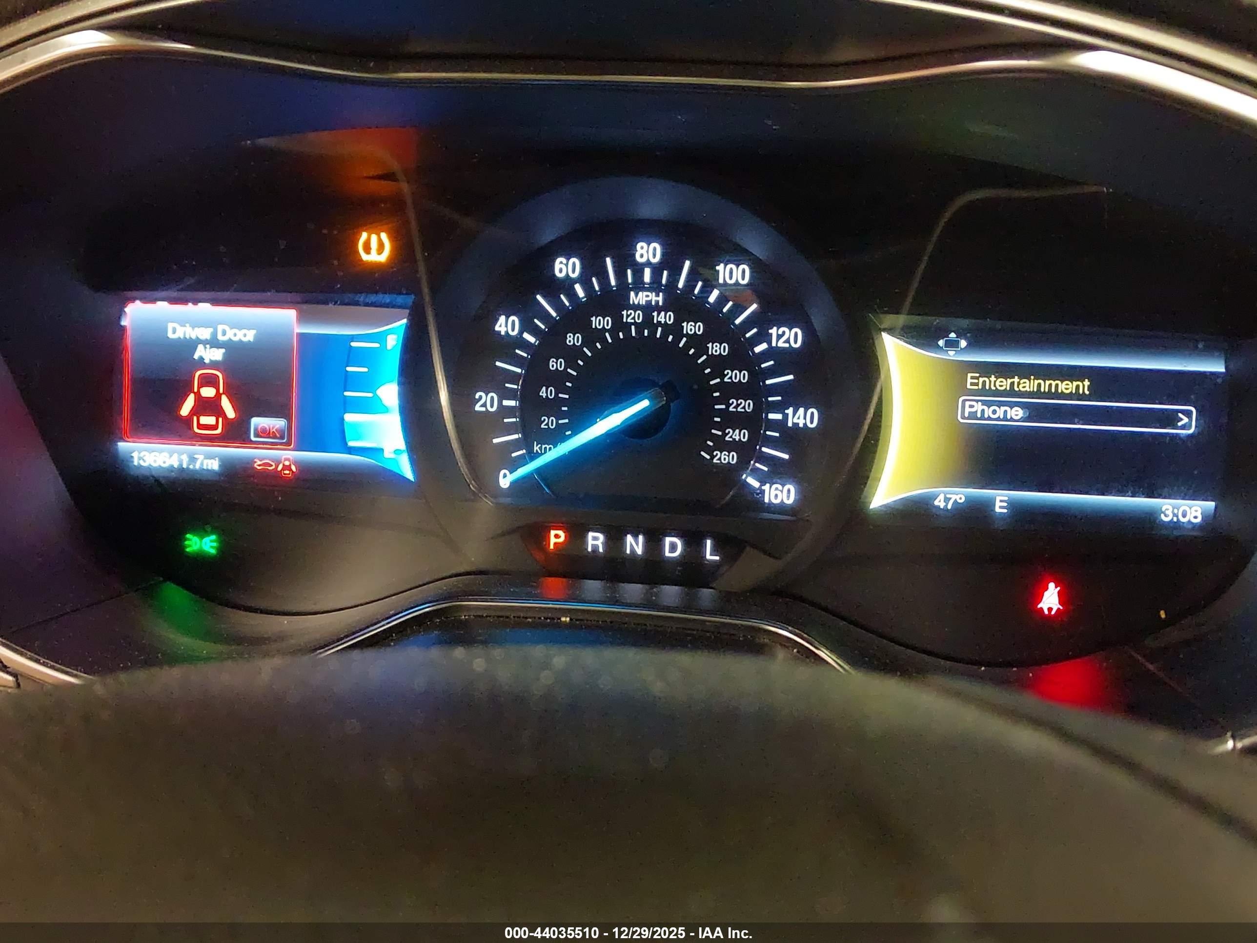 FORD FUSION image 7