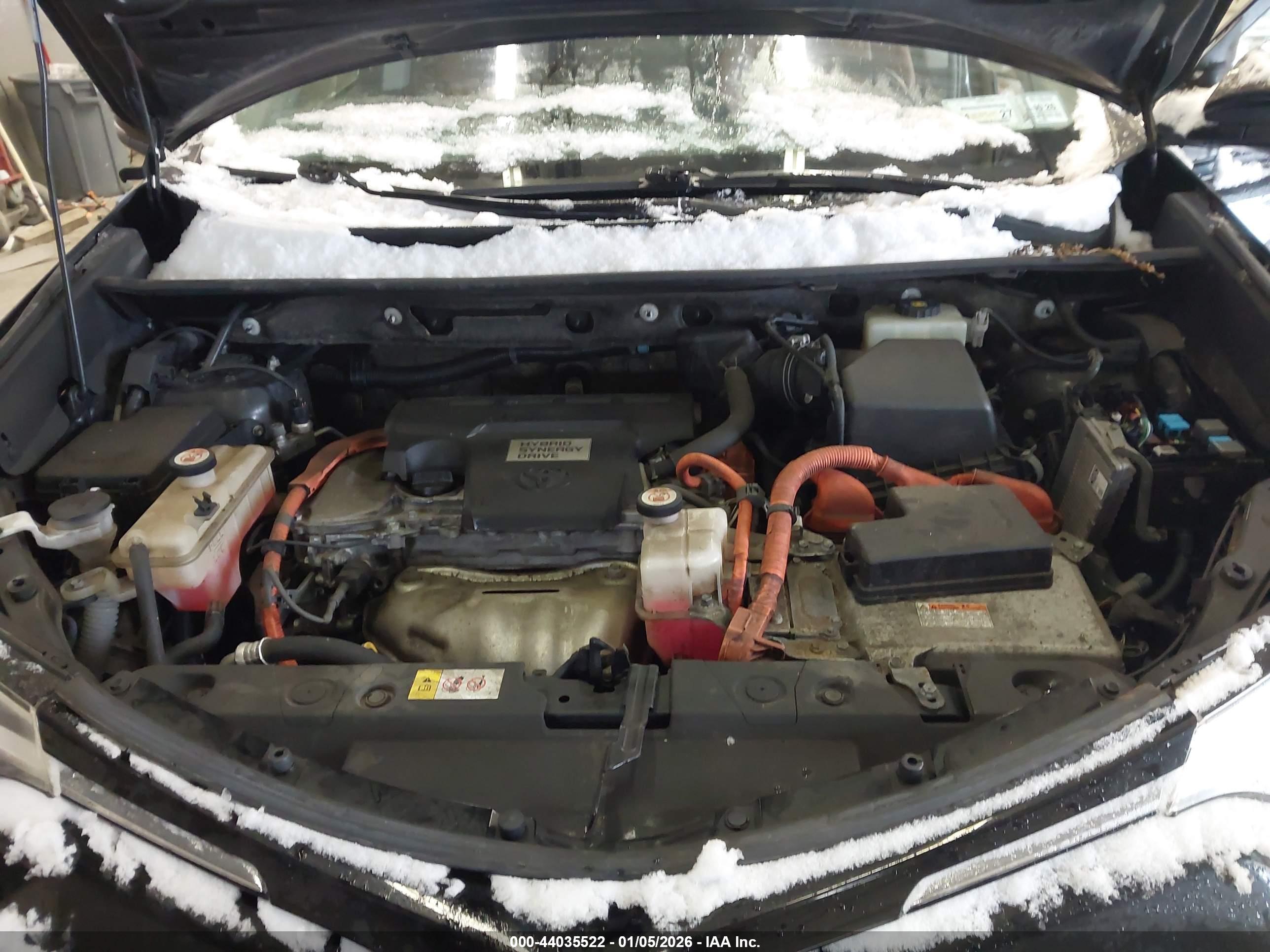 TOYOTA RAV4 image 10