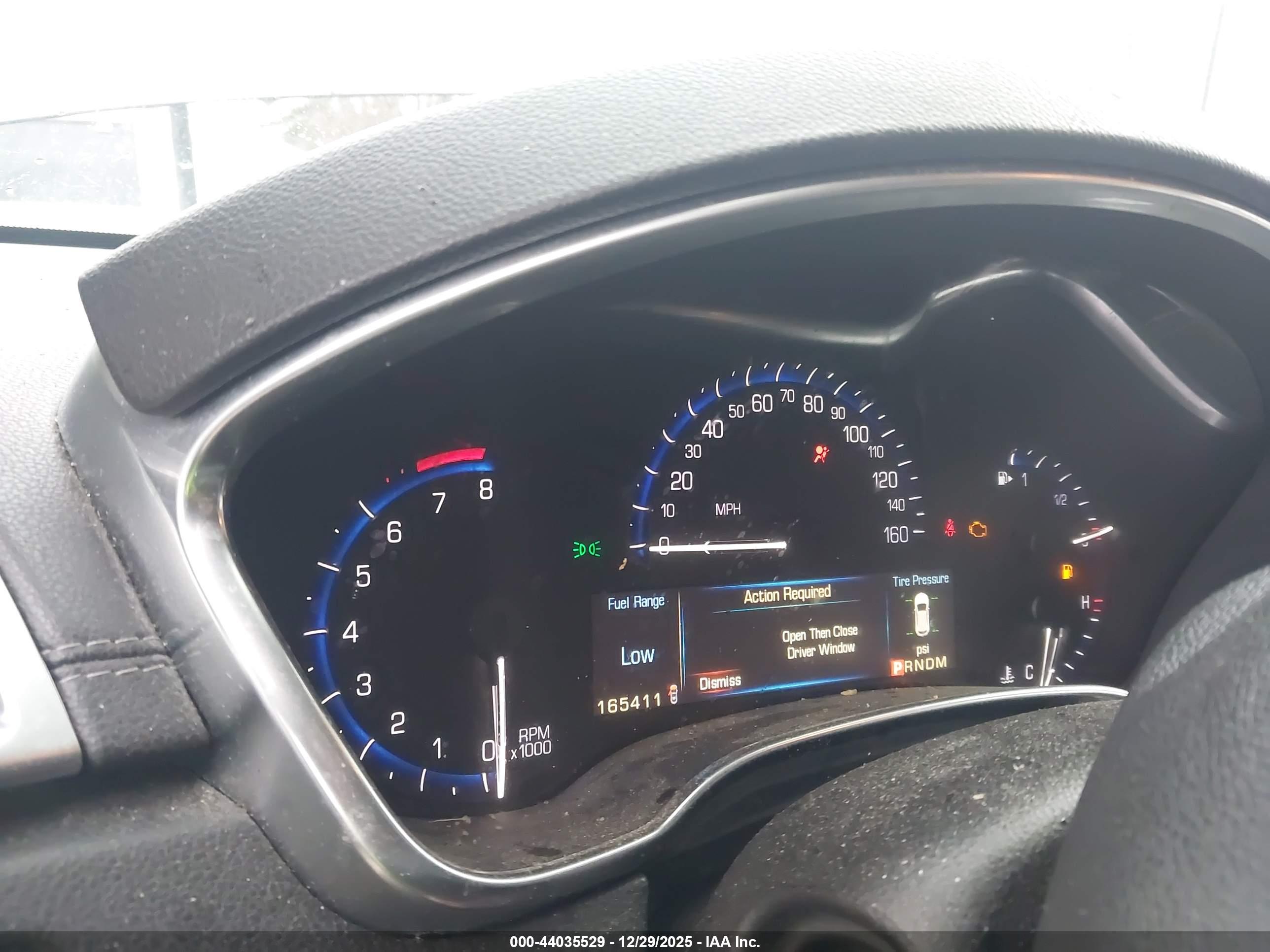 CADILLAC SRX image 7