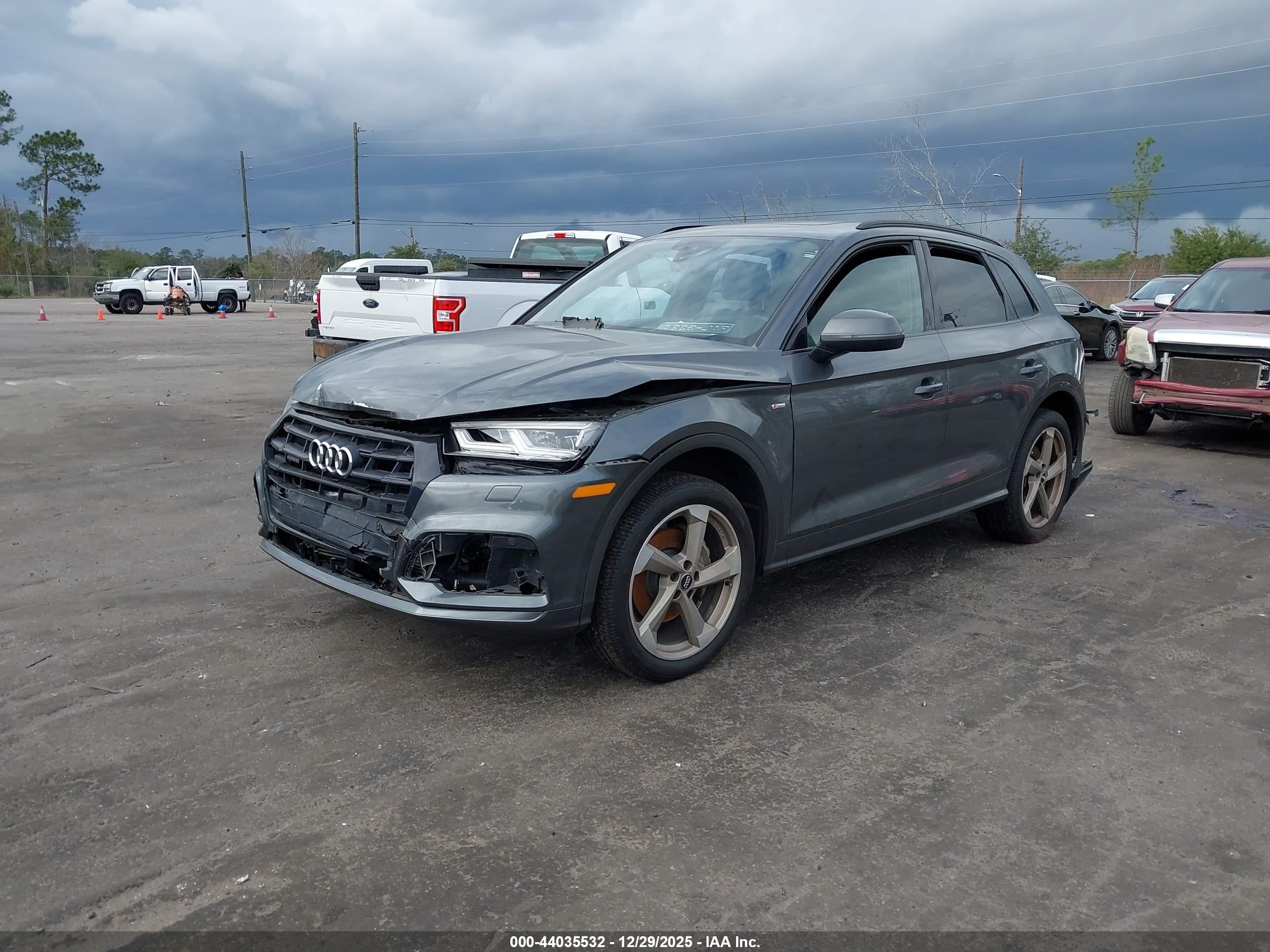 AUDI Q5 image 2