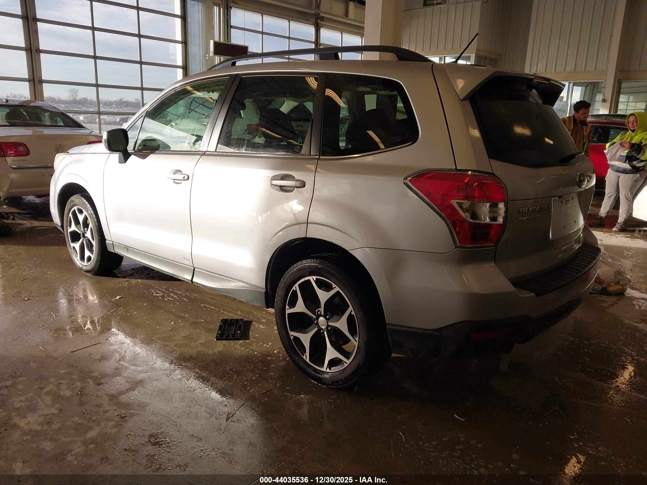 SUBARU FORESTER image 3