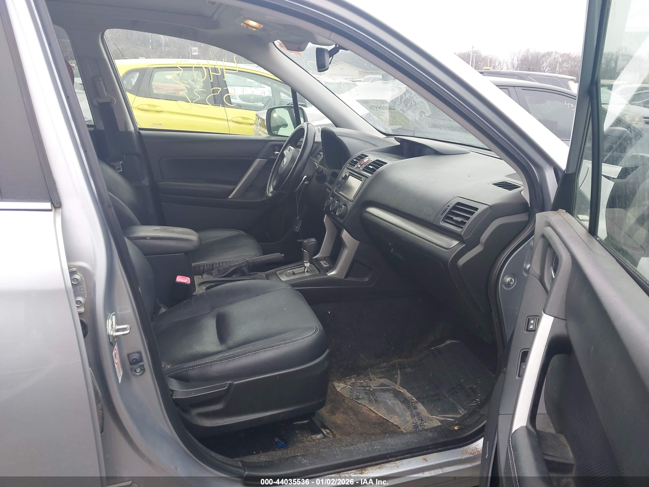 SUBARU FORESTER image 5