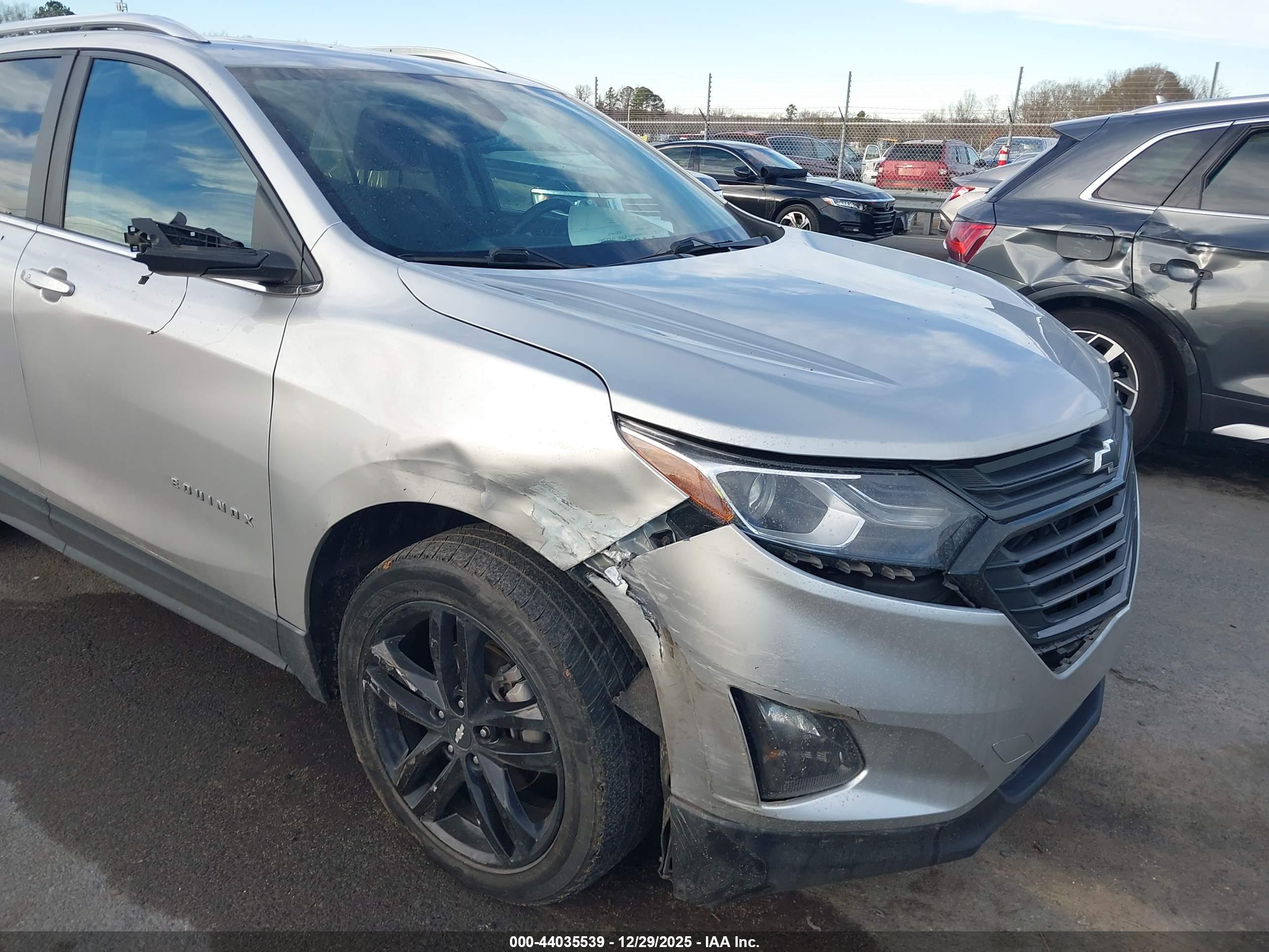 CHEVROLET EQUINOX image 6
