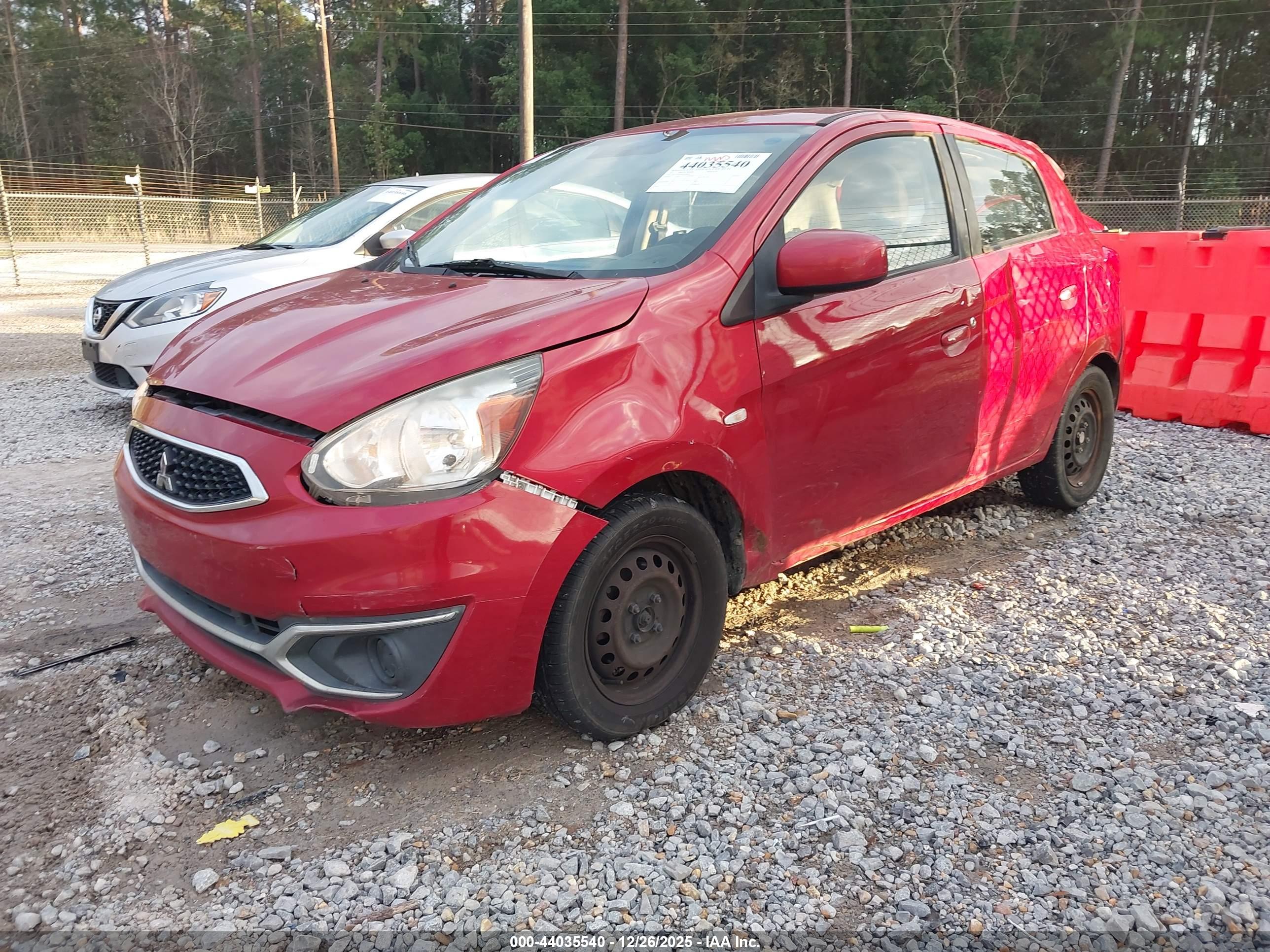MITSUBISHI MIRAGE image 2