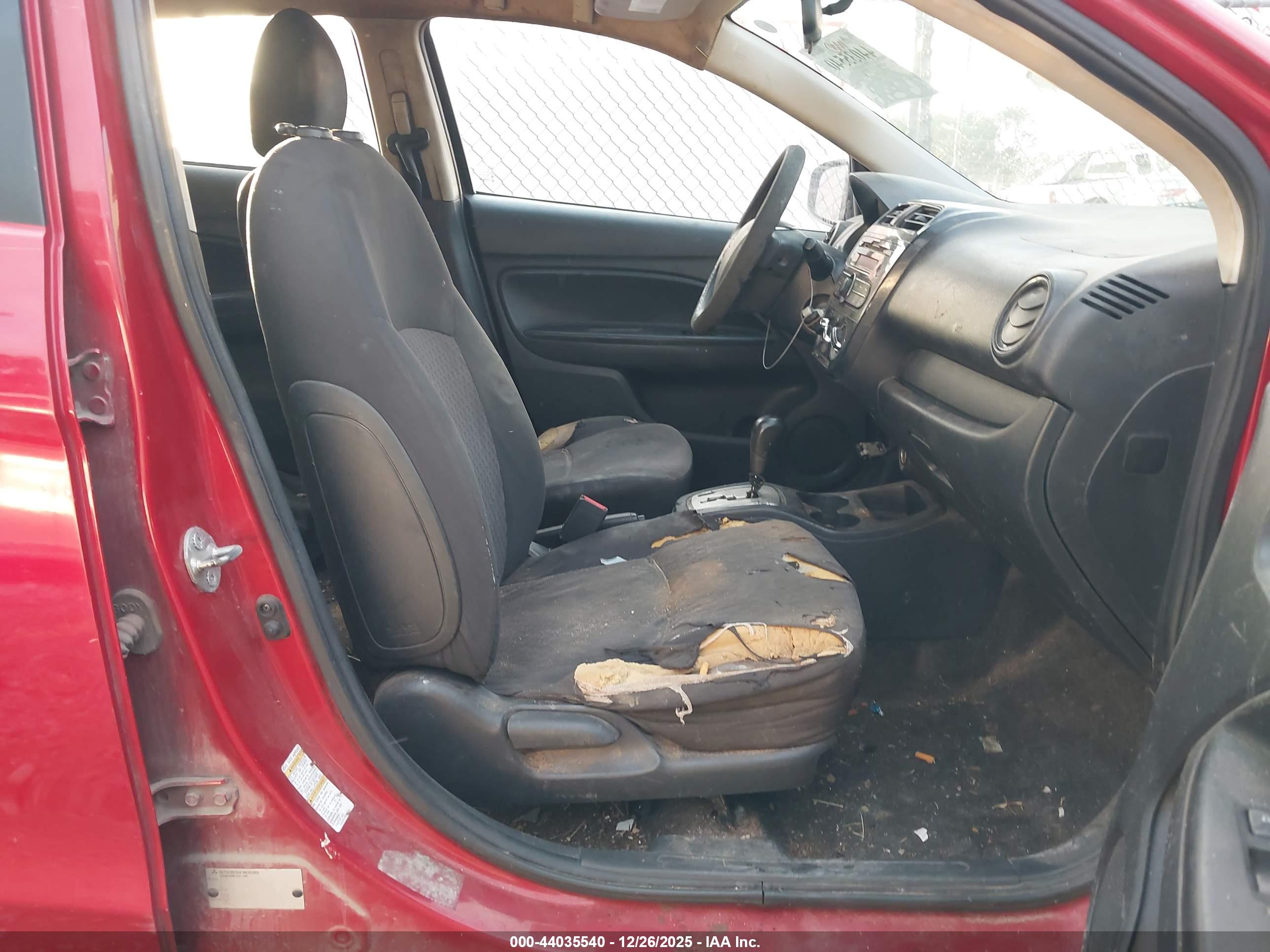 MITSUBISHI MIRAGE image 5