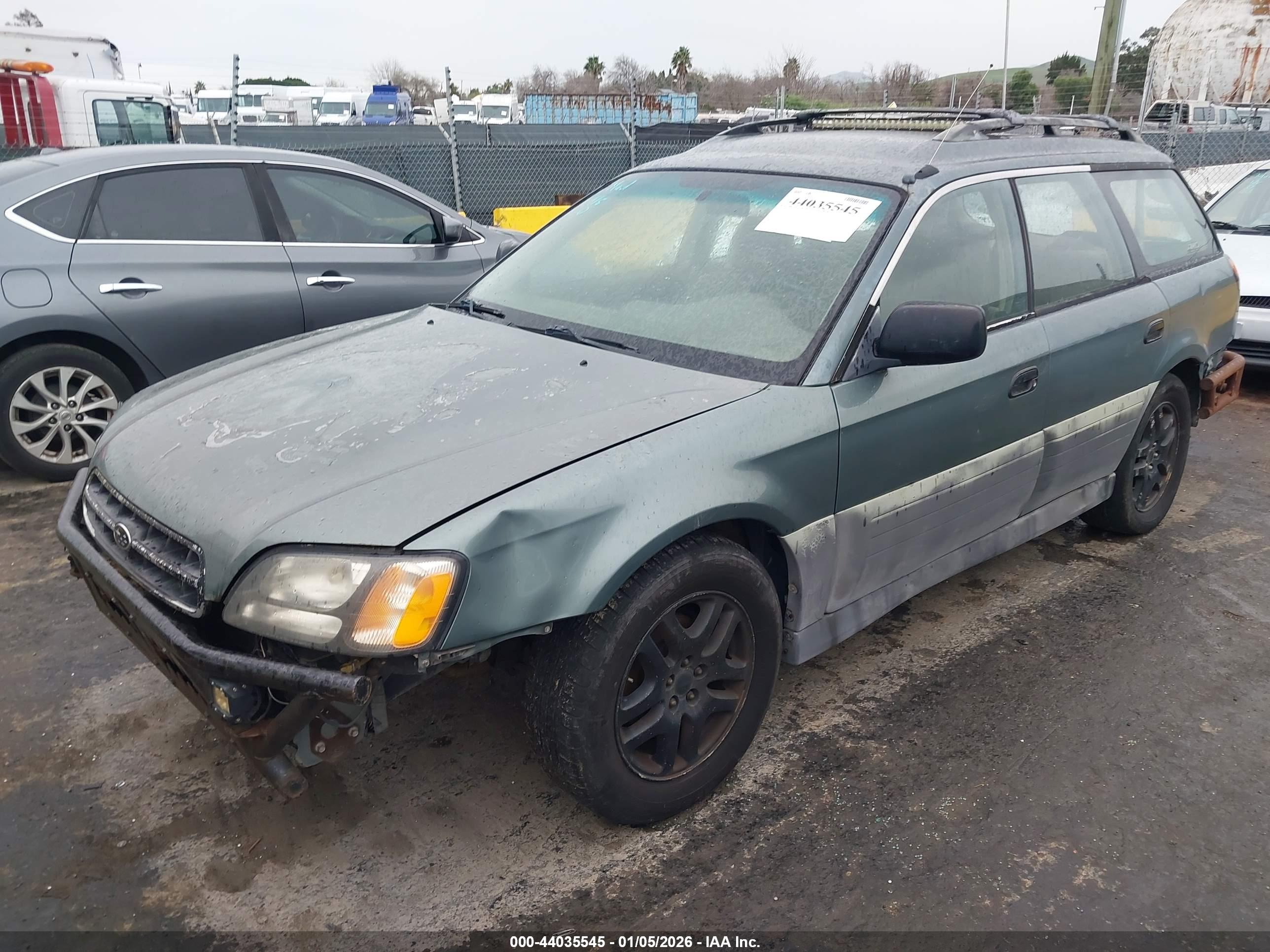 SUBARU OUTBACK image 6