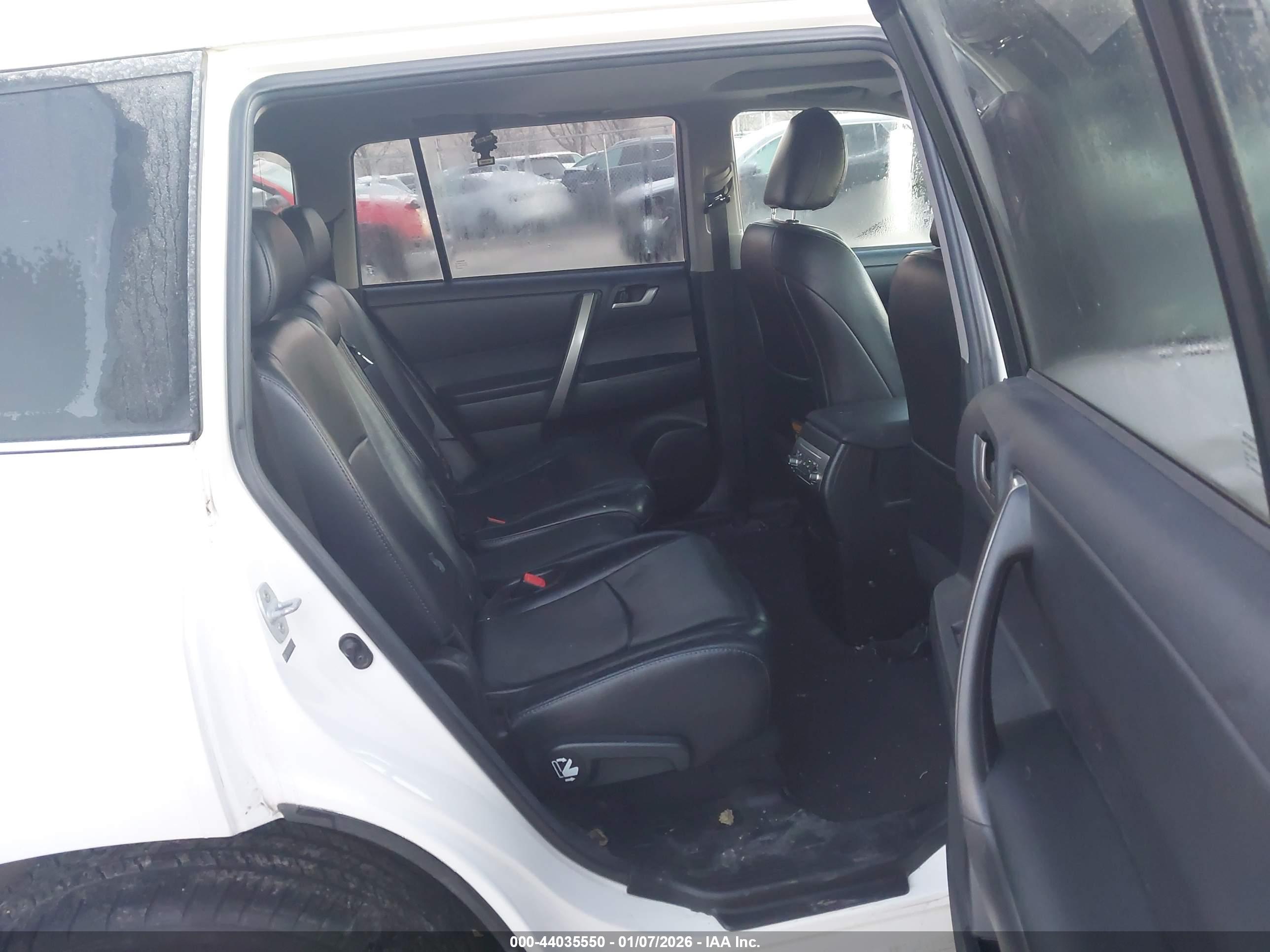 TOYOTA HIGHLANDER image 8
