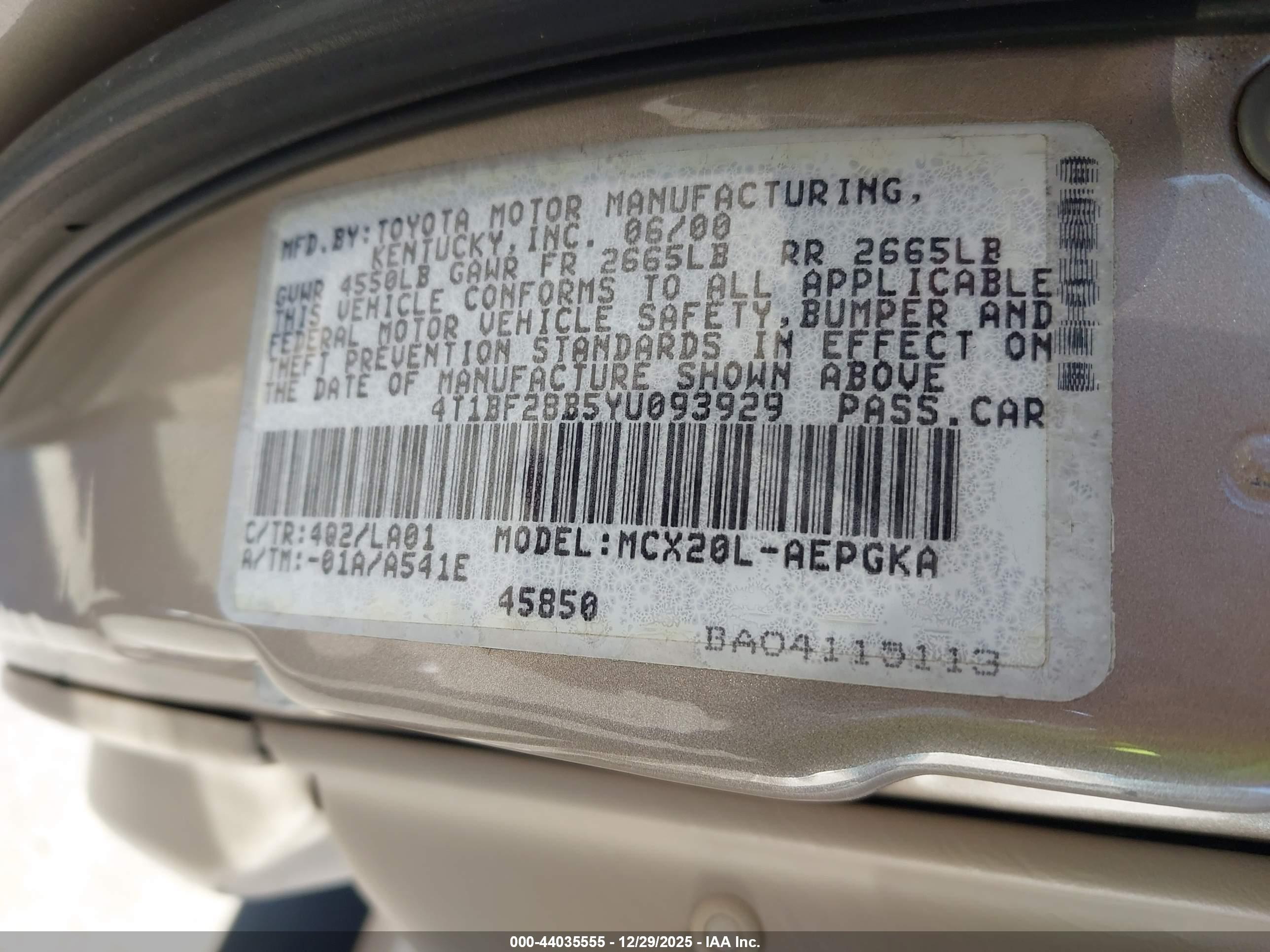 TOYOTA AVALON image 9