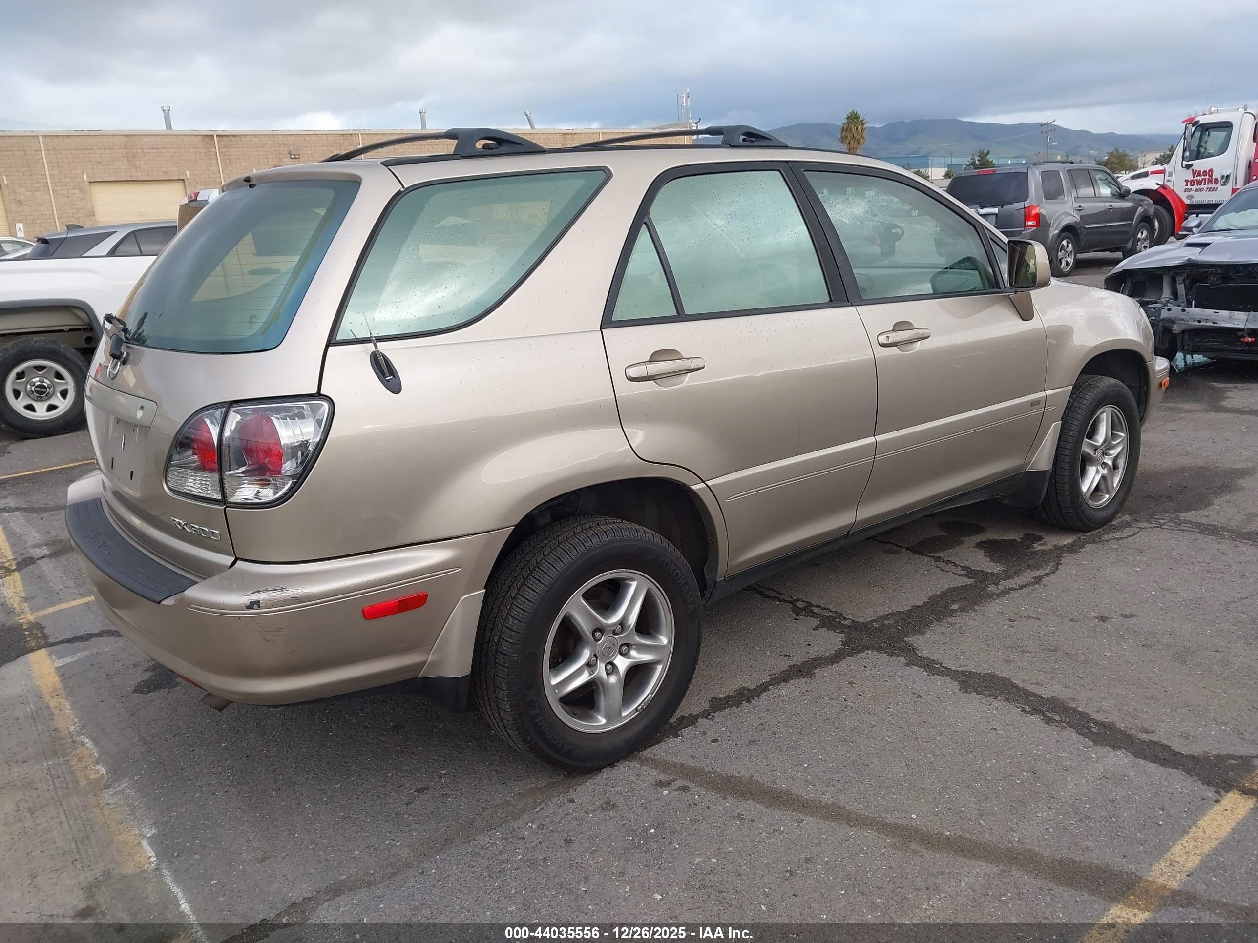LEXUS RX image 4