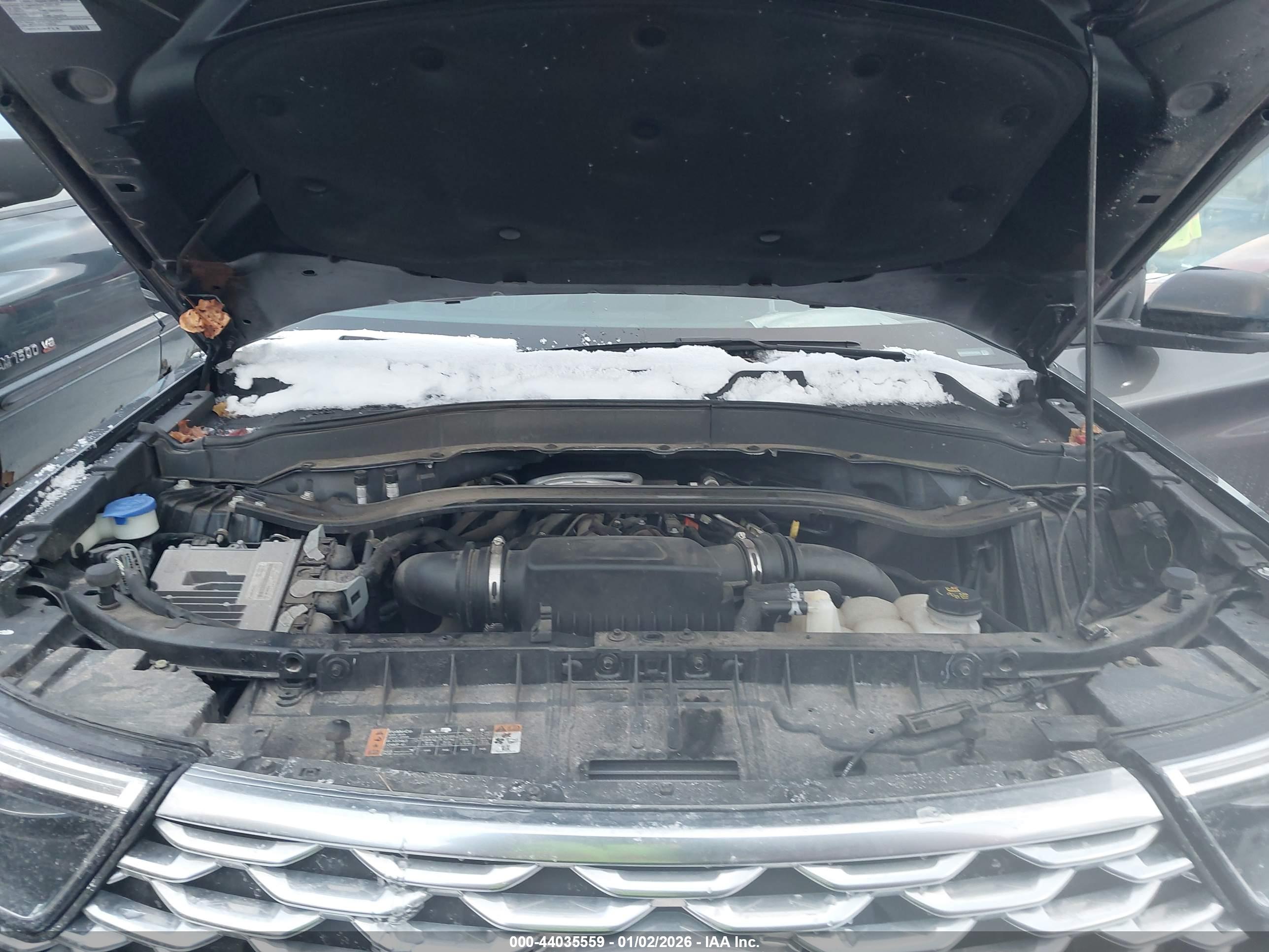 FORD EXPLORER image 10