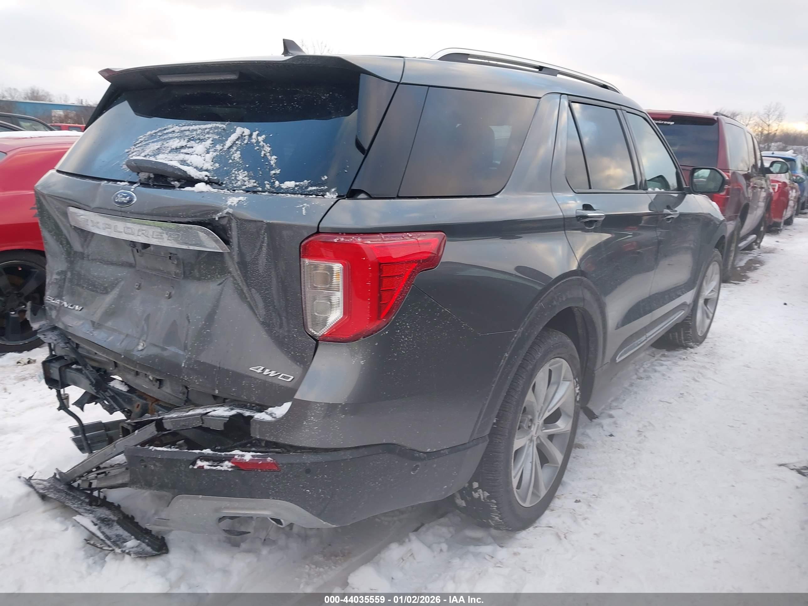 FORD EXPLORER image 4