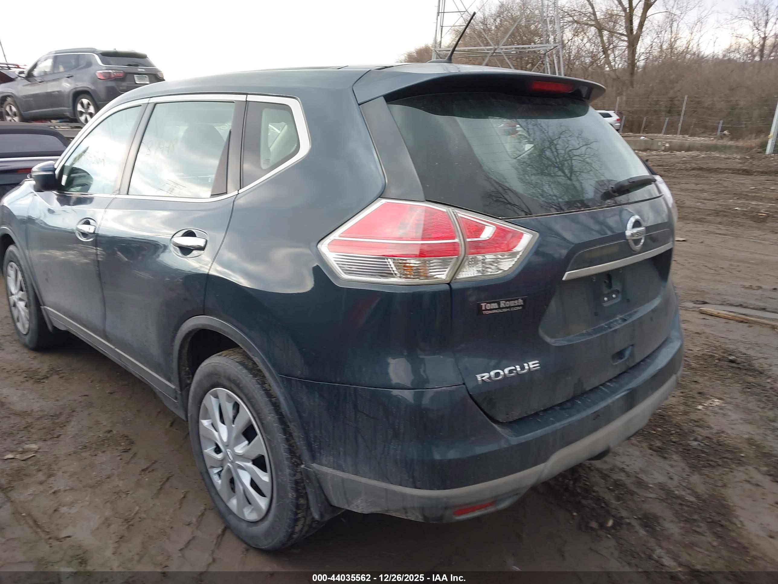 NISSAN ROGUE image 3