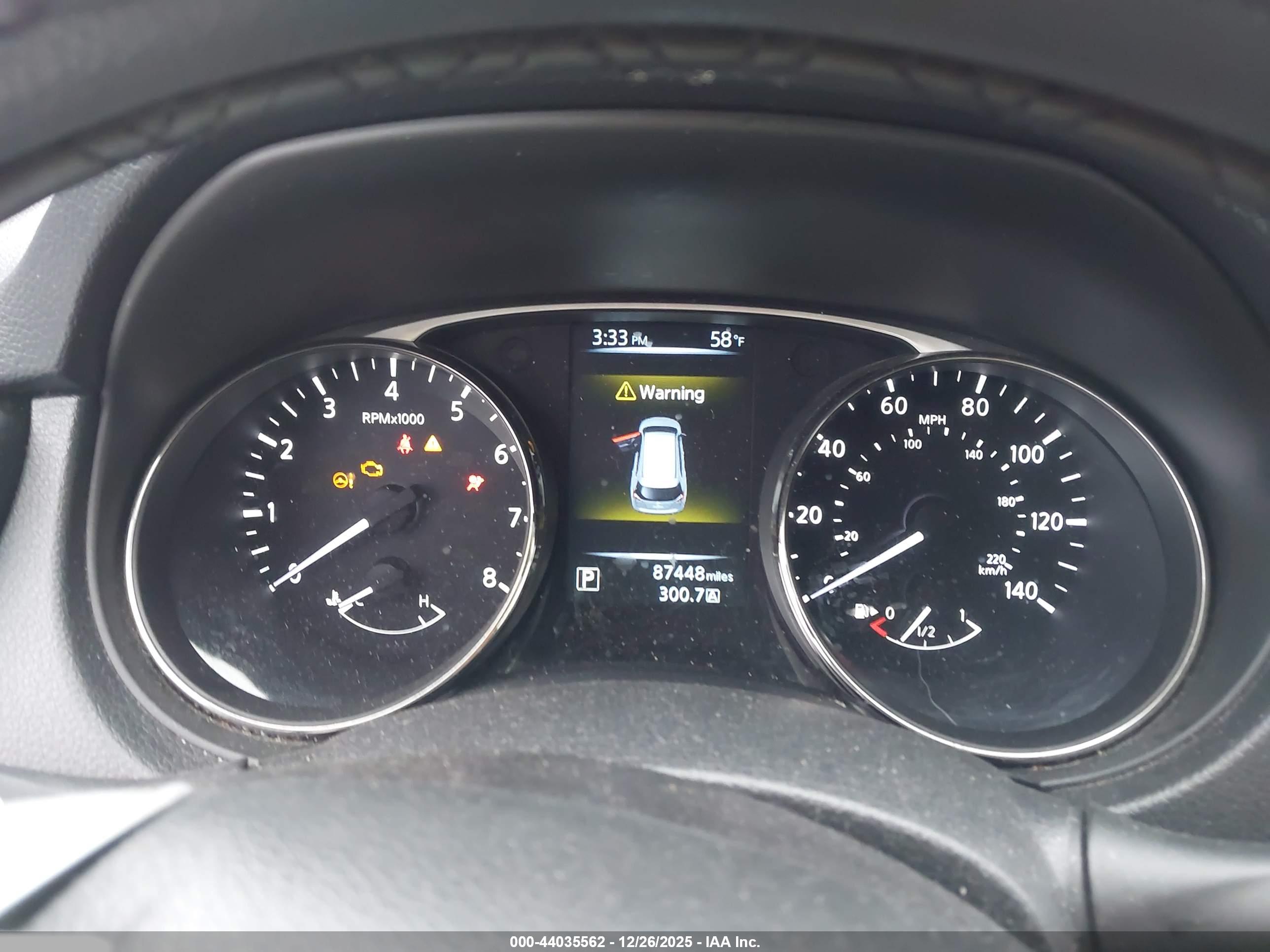 NISSAN ROGUE image 7