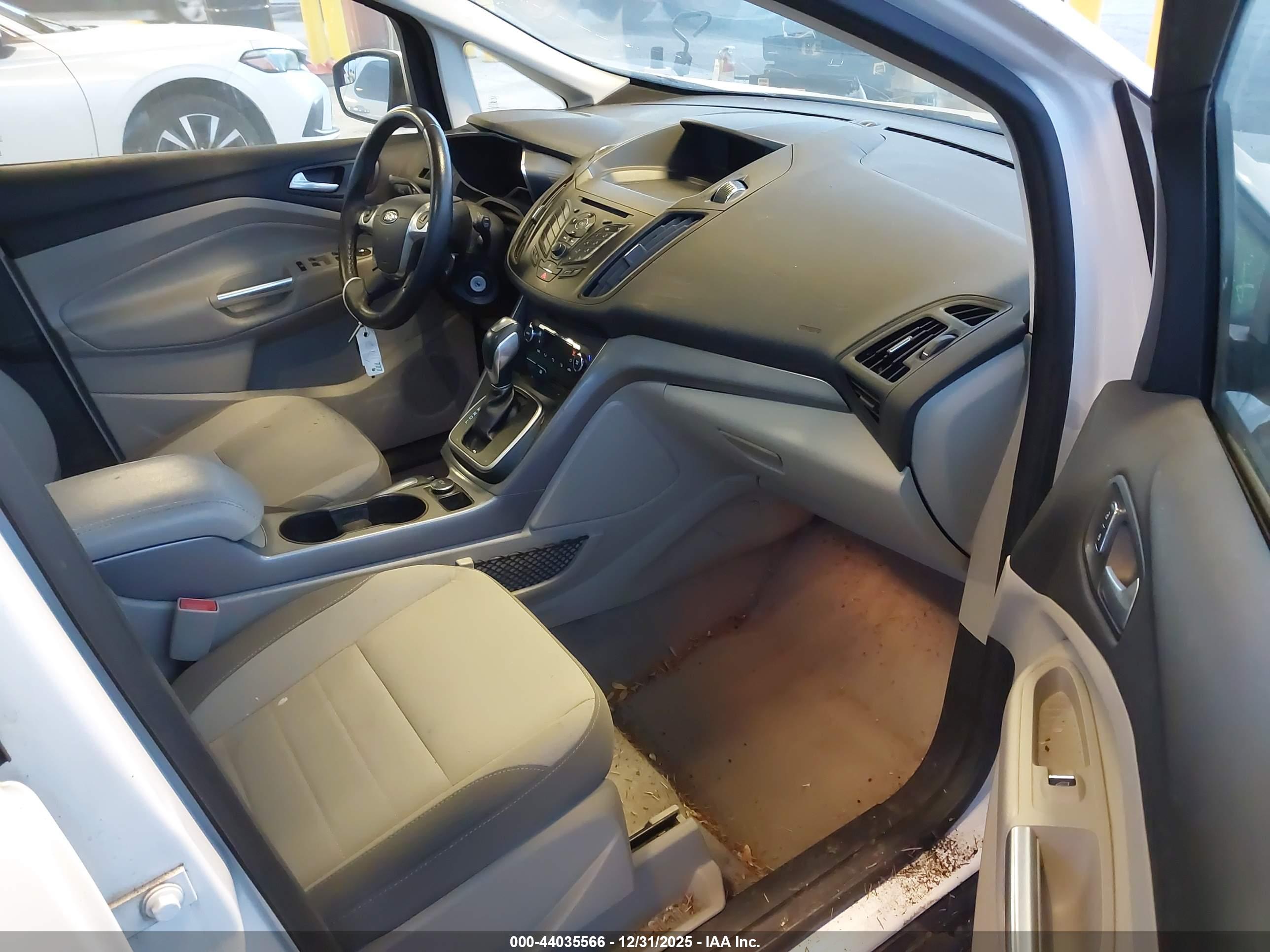 FORD C-MAX image 5