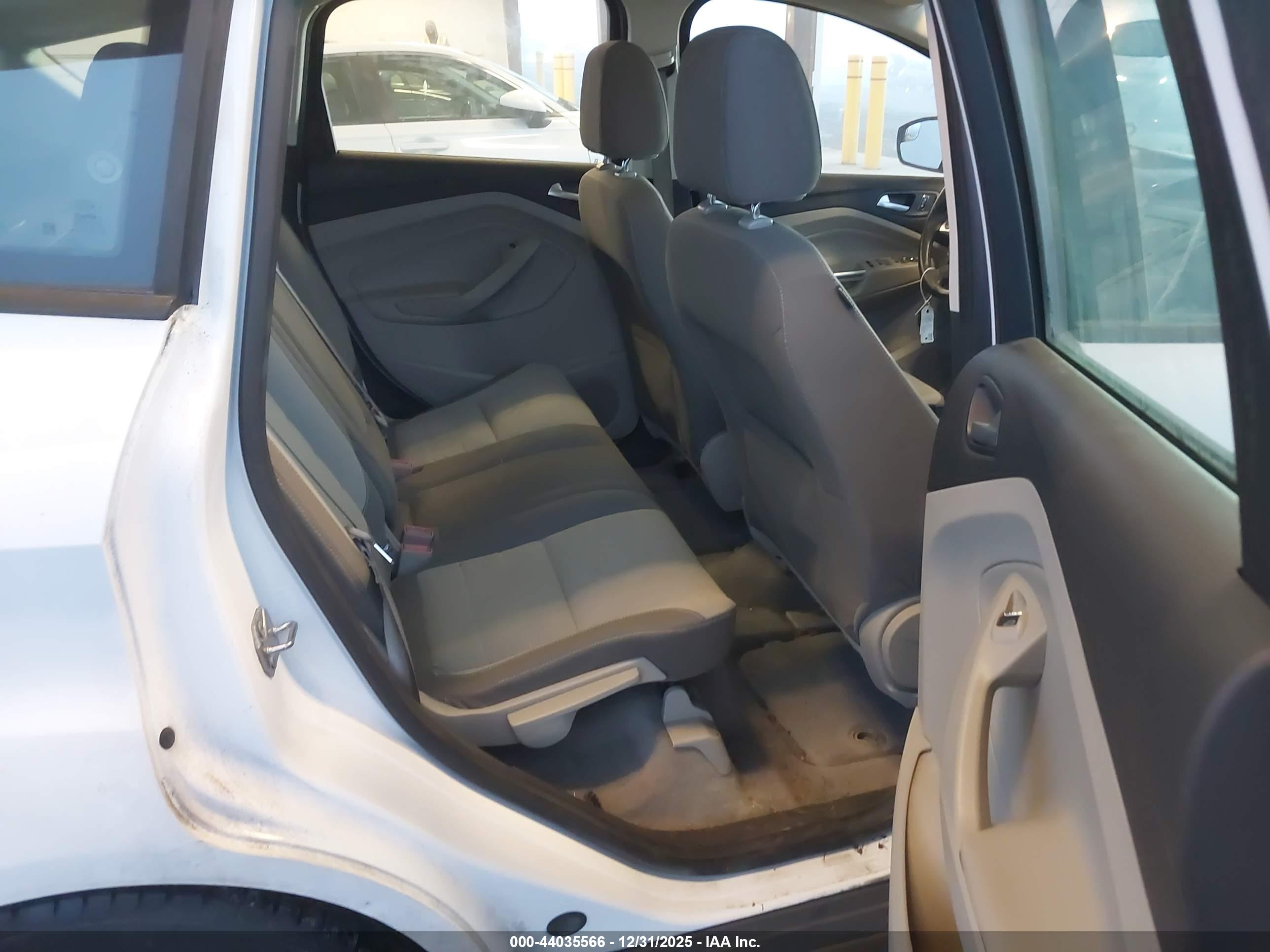 FORD C-MAX image 8