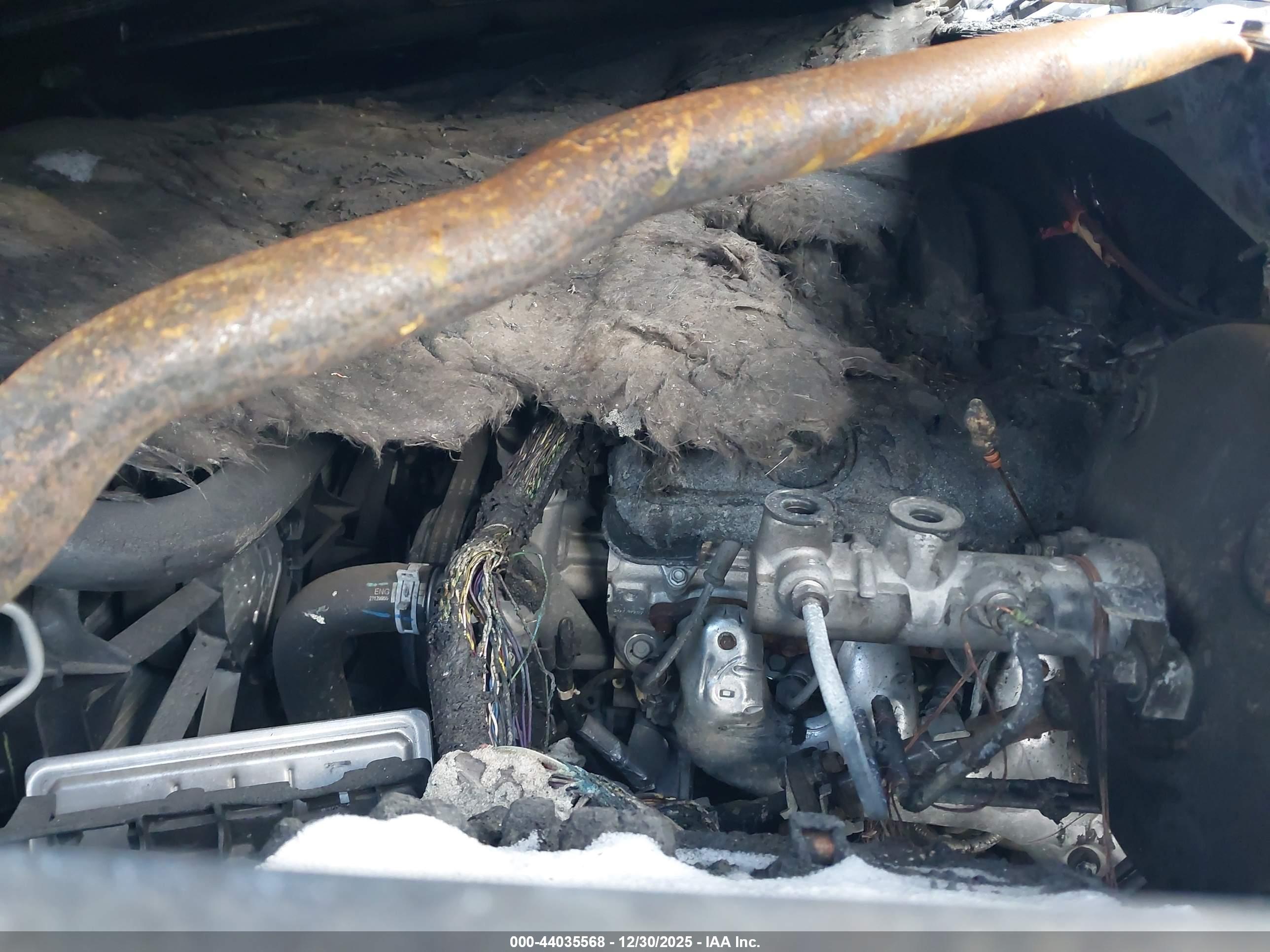 GMC YUKON image 10