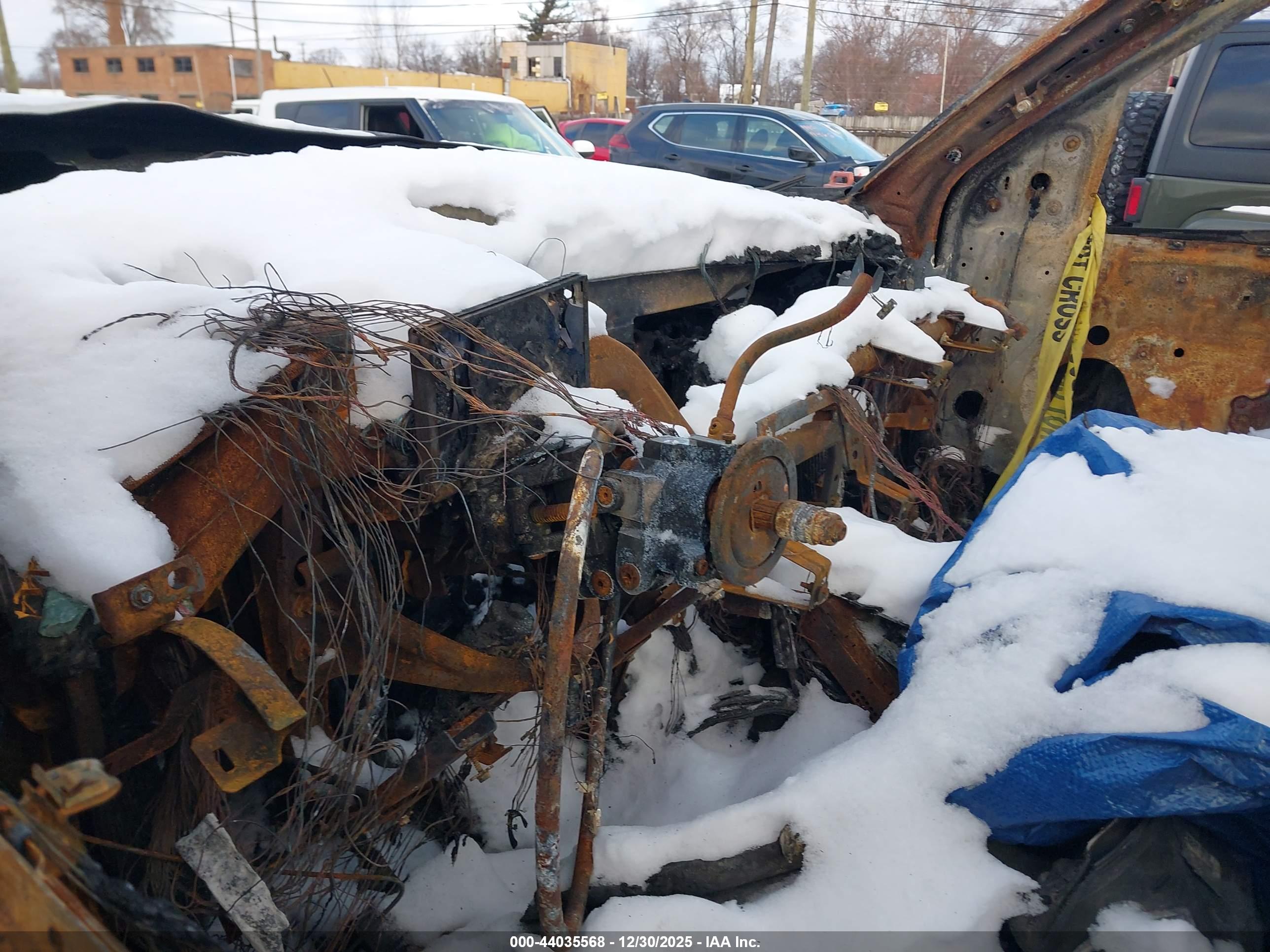 GMC YUKON image 7