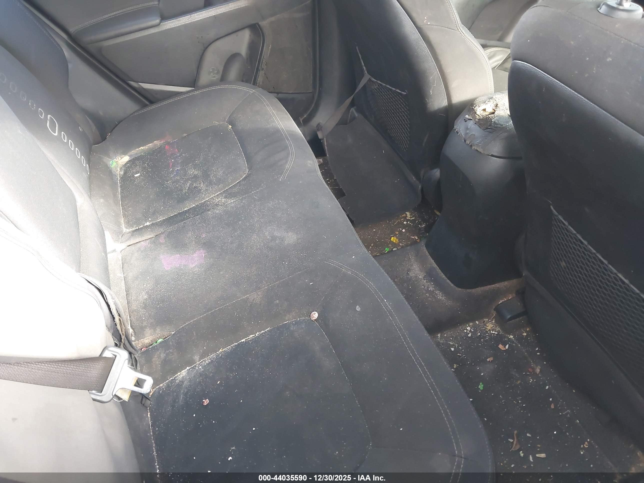 KIA SPORTAGE image 8