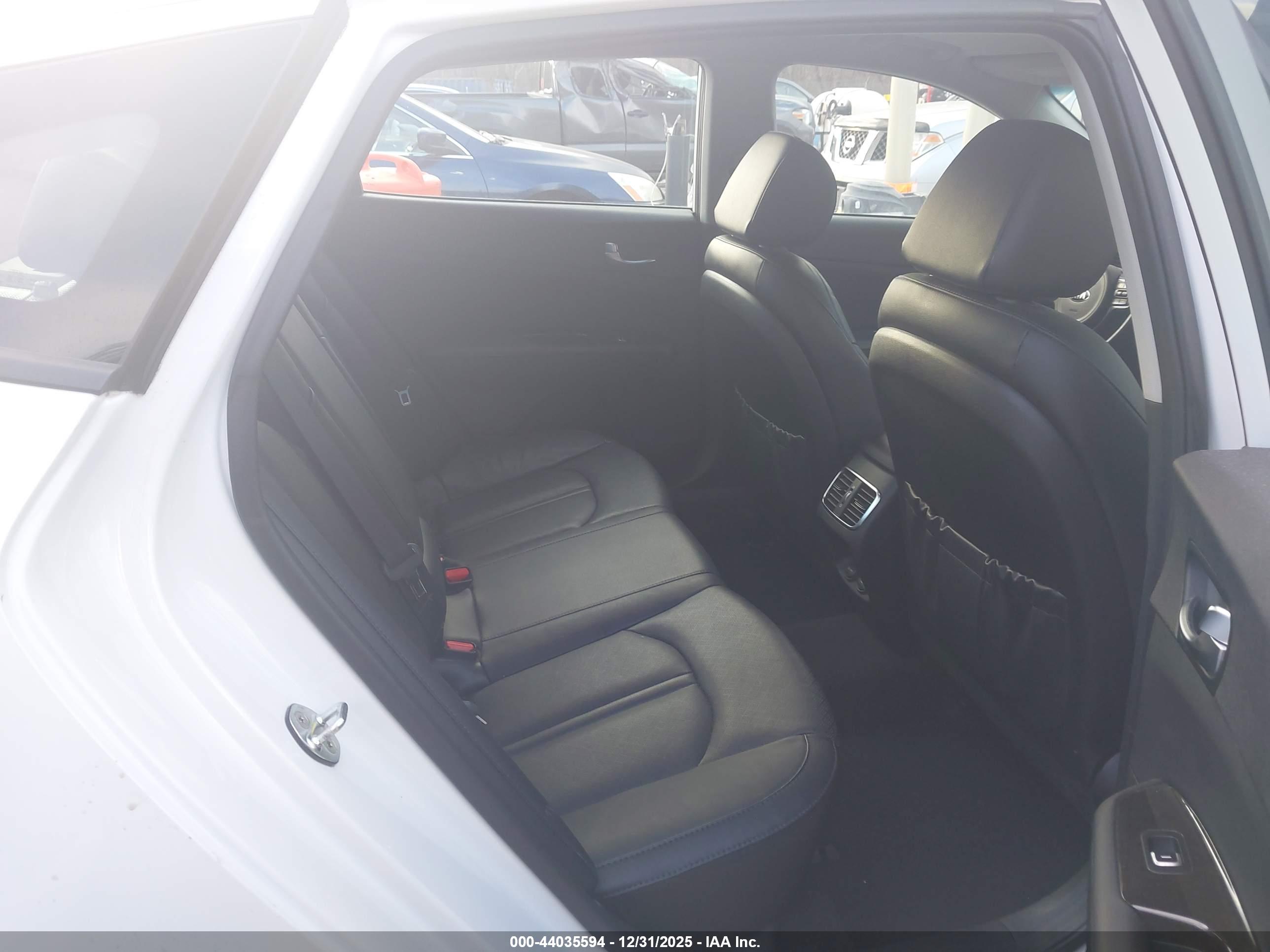 KIA OPTIMA image 8