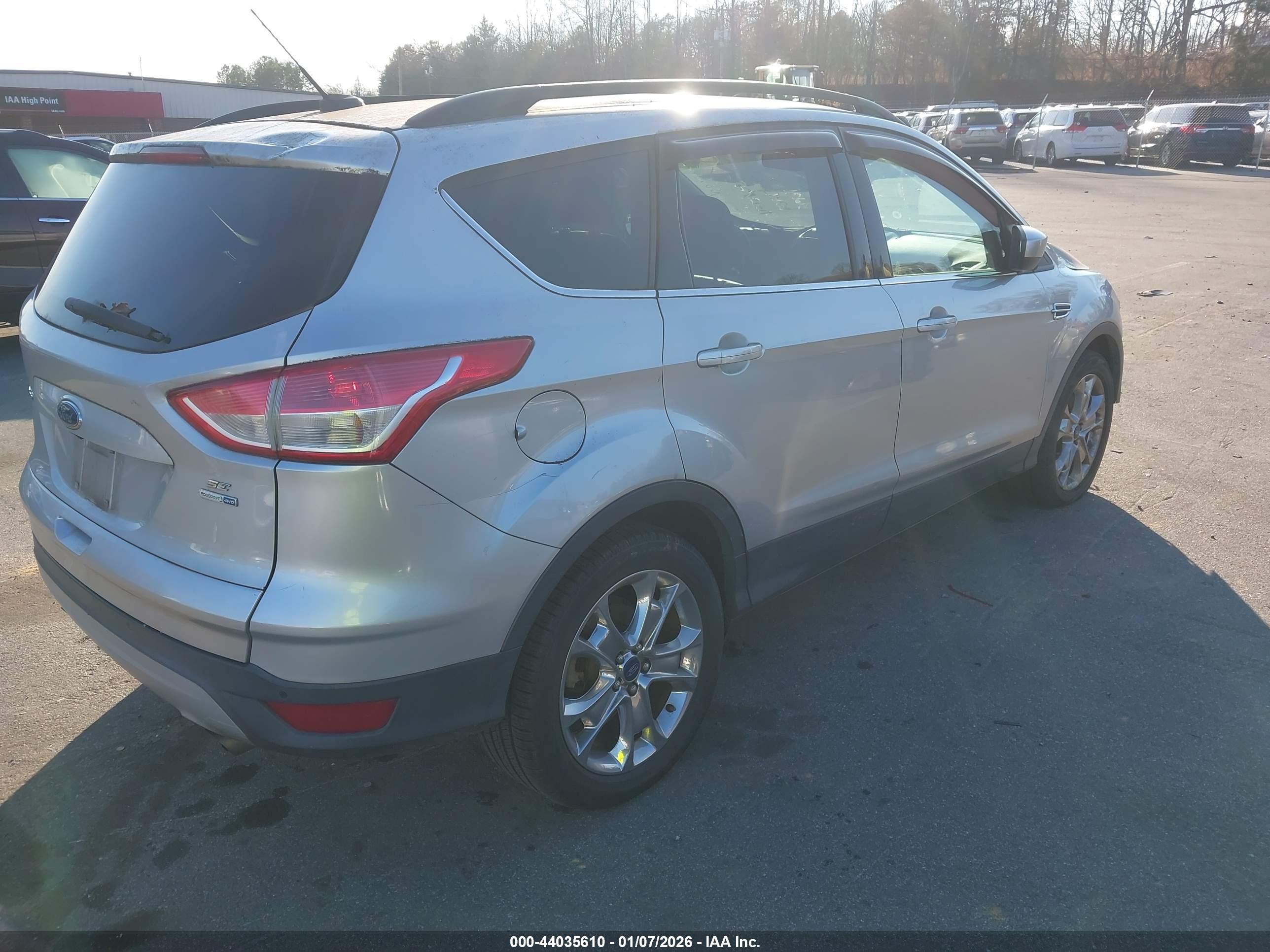 FORD ESCAPE image 4
