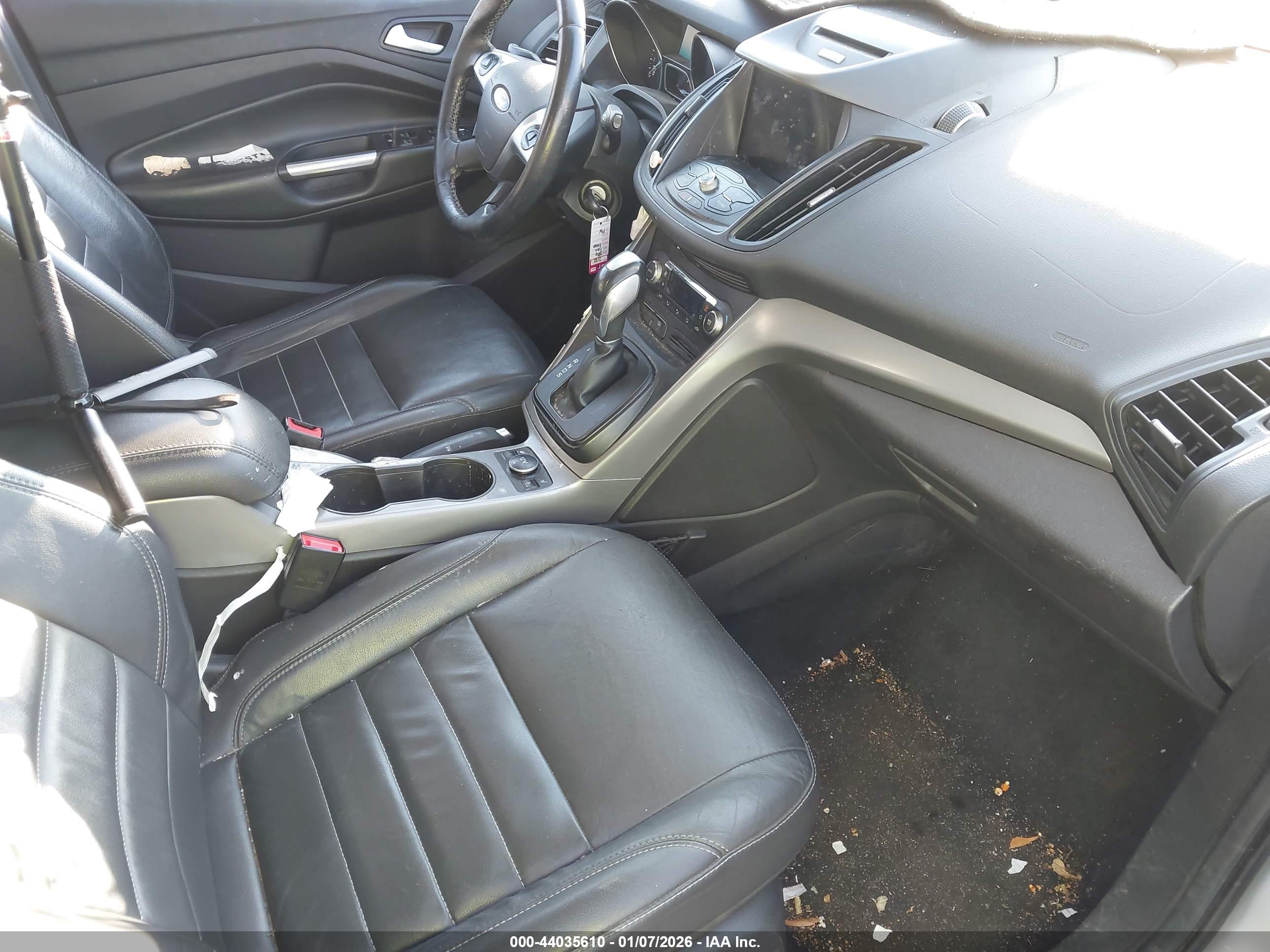 FORD ESCAPE image 5