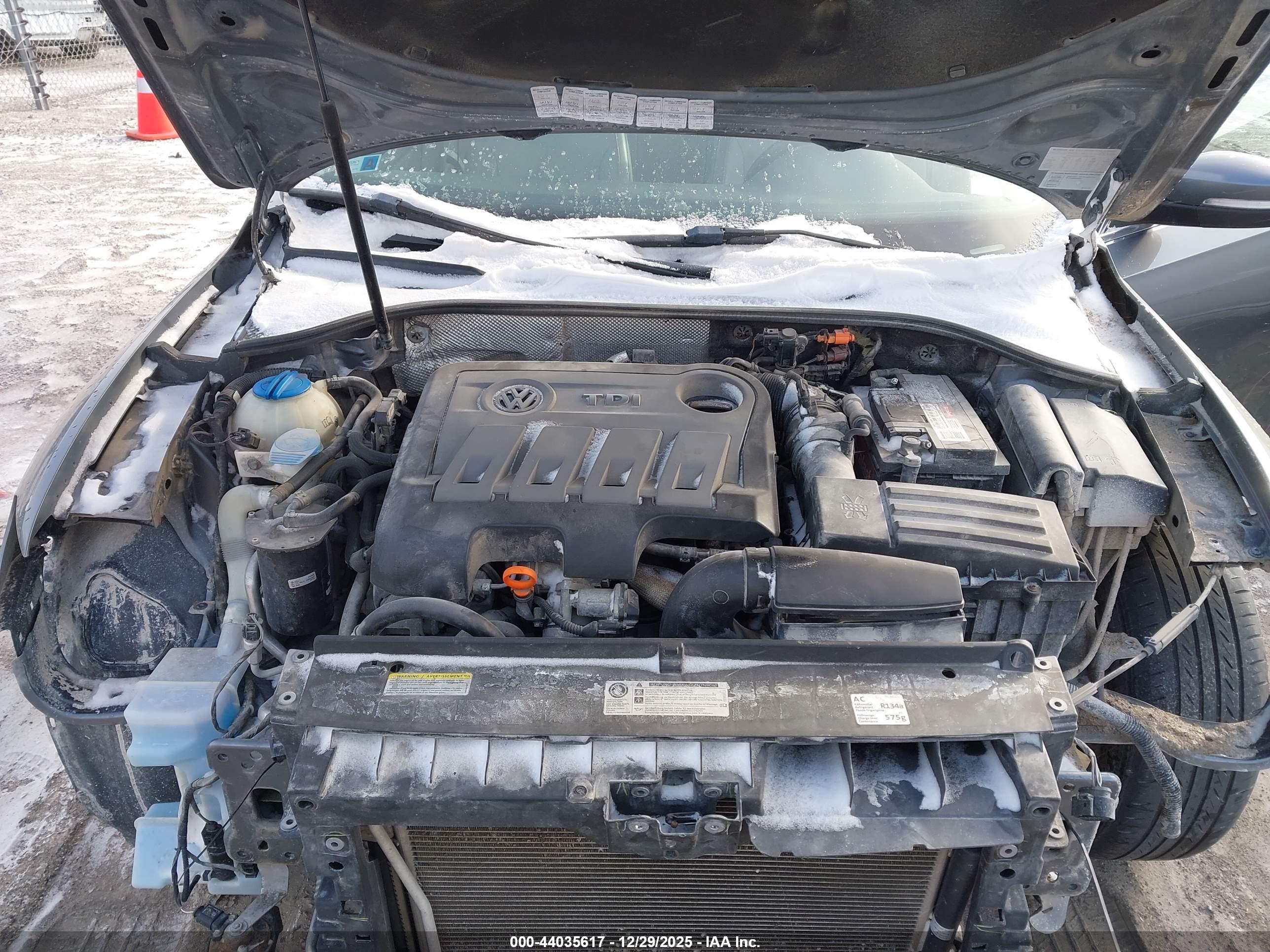 VOLKSWAGEN PASSAT image 10