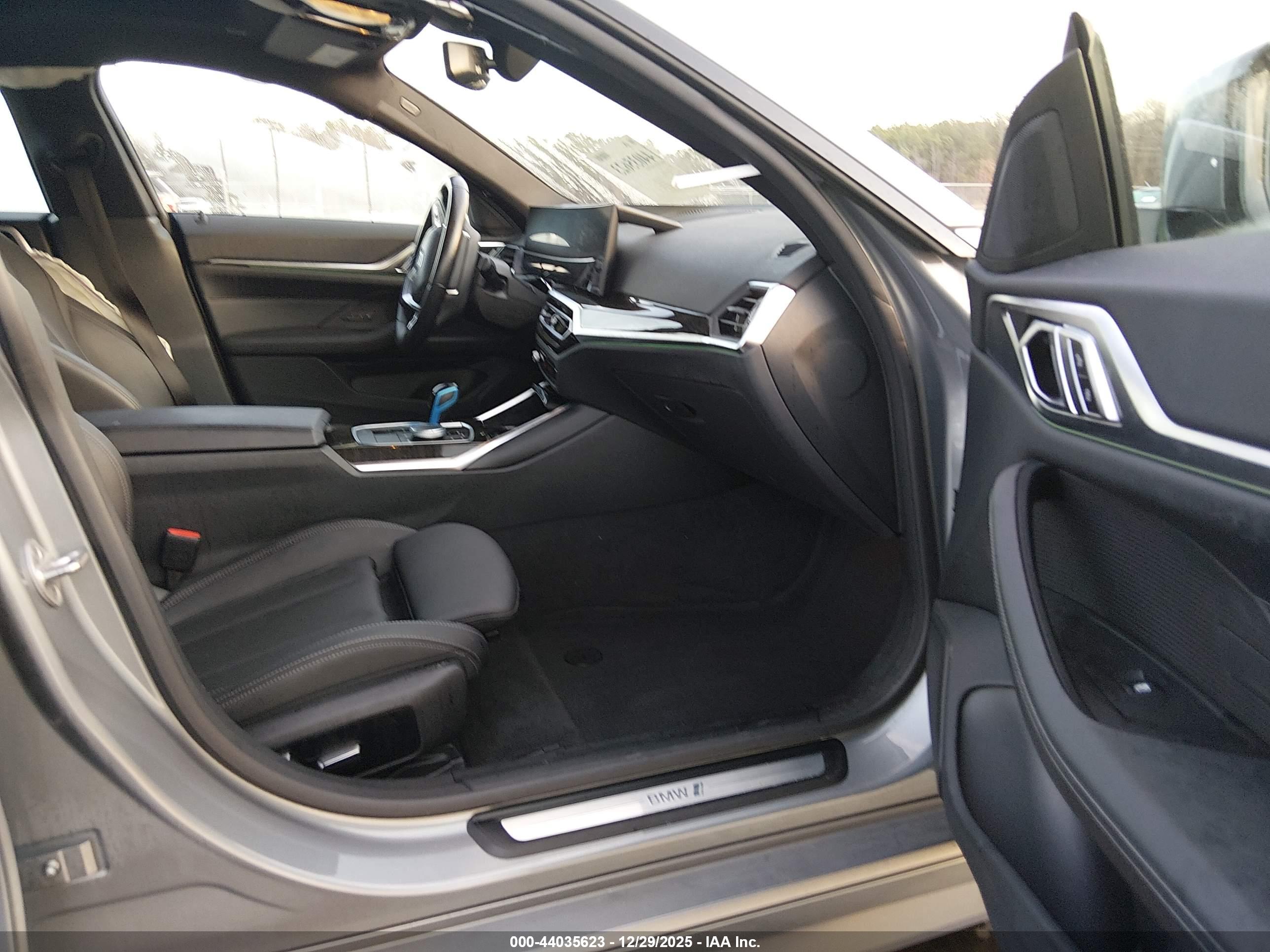 BMW I4 image 5