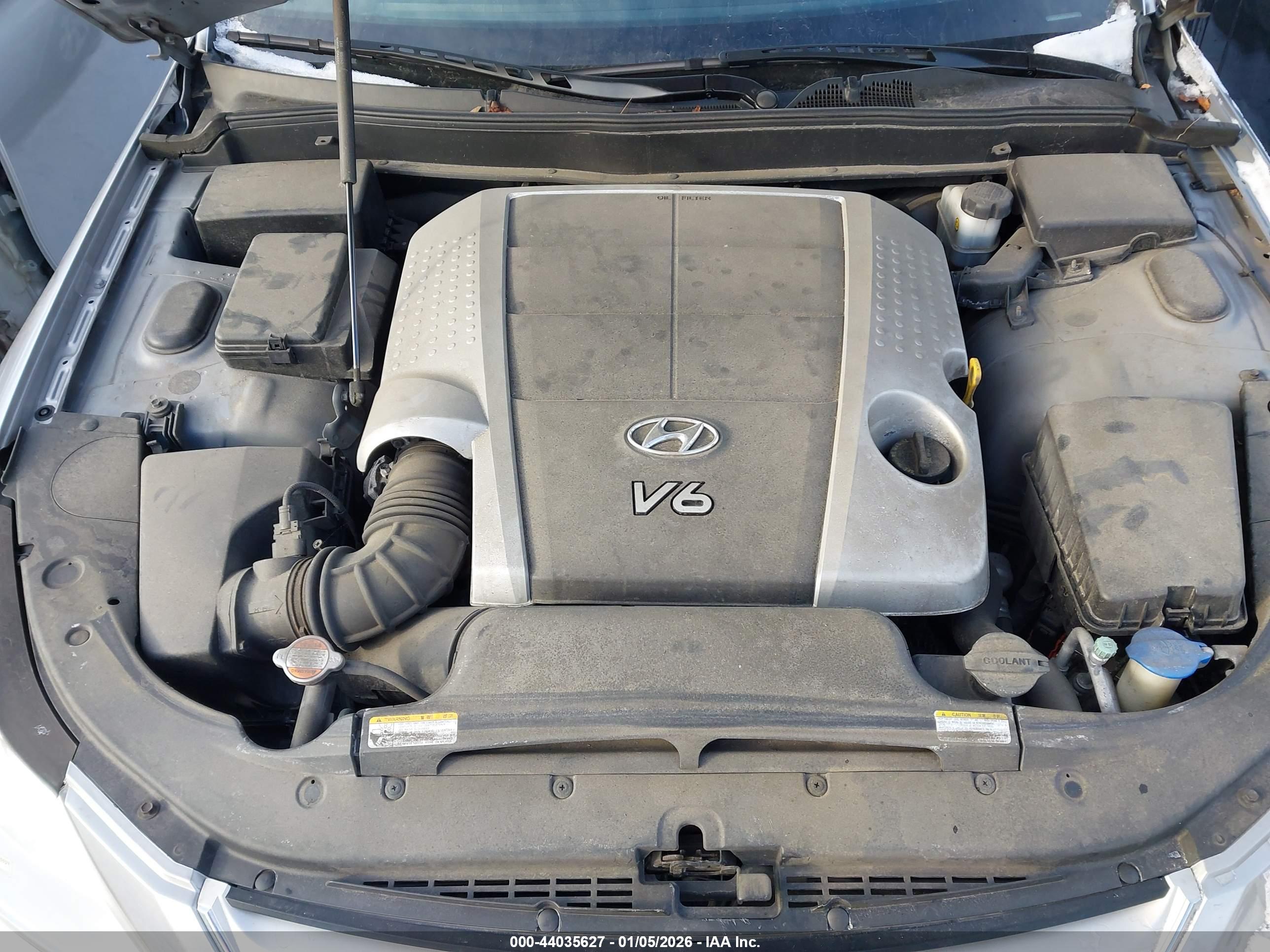 HYUNDAI GENESIS image 10