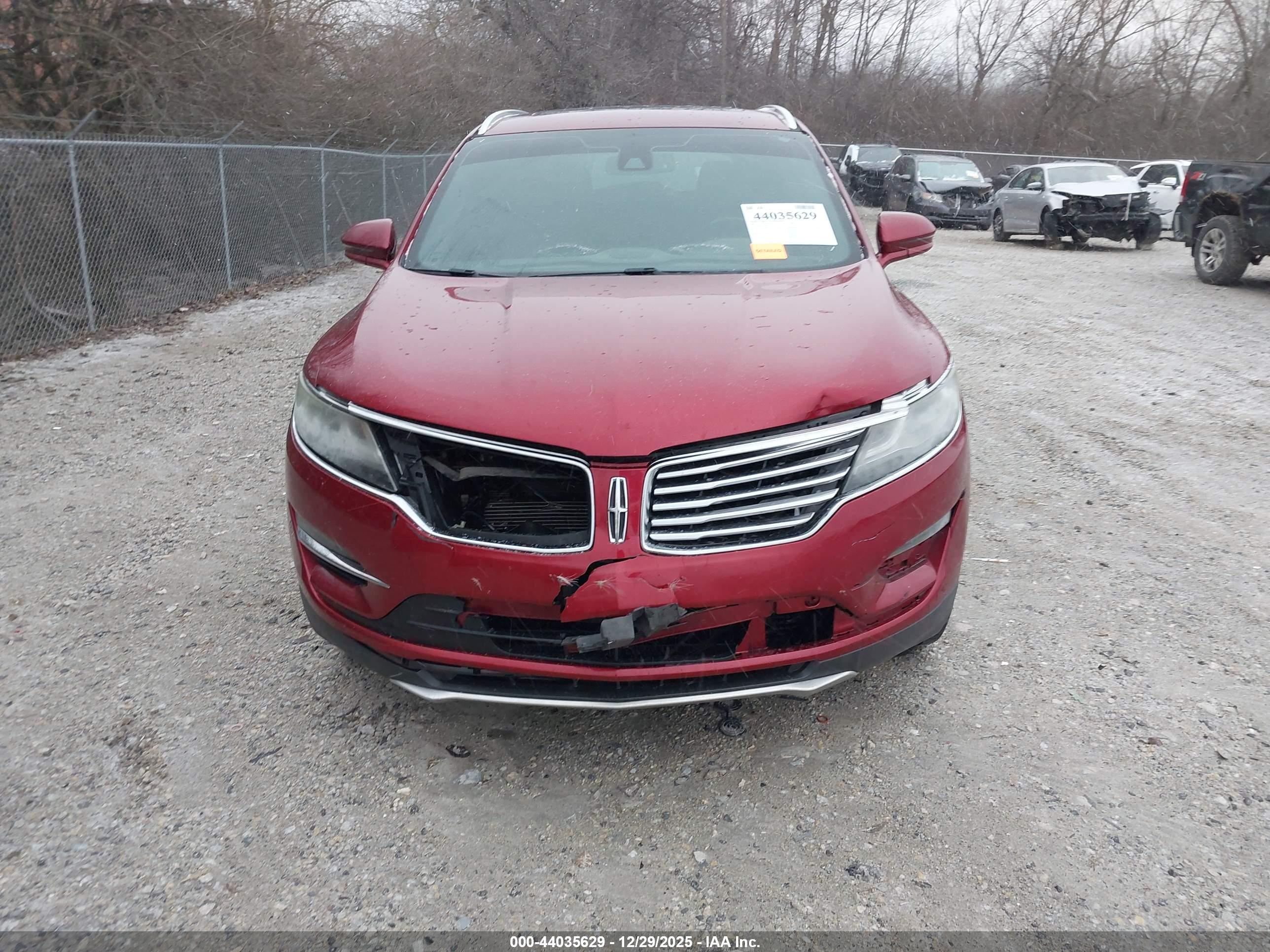 LINCOLN MKC image 6