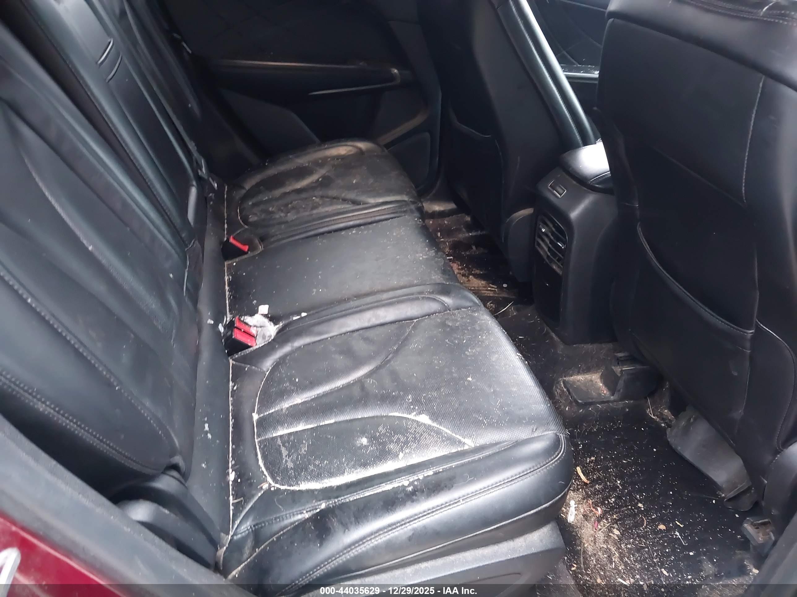 LINCOLN MKC image 8