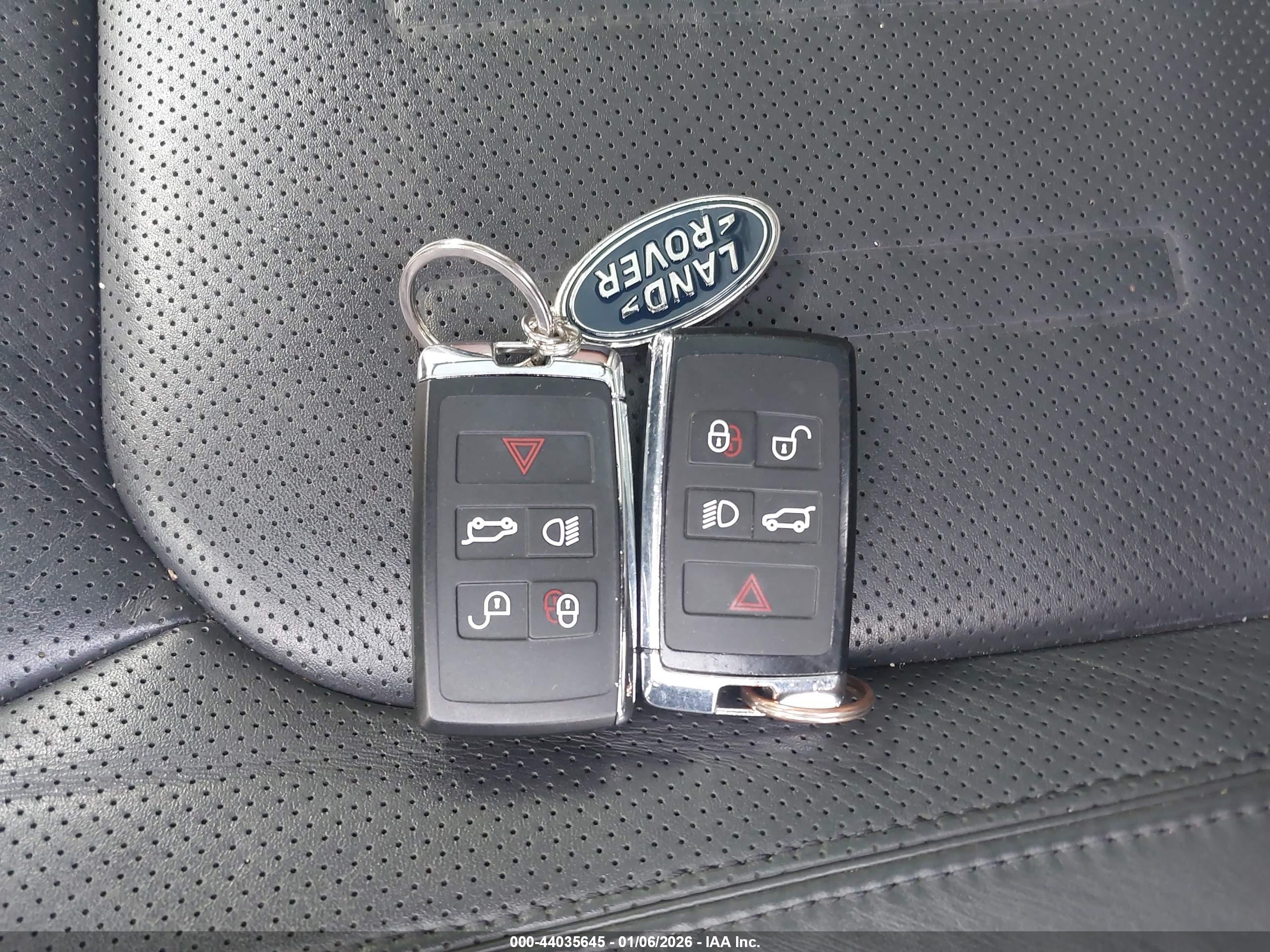 LAND ROVER image 11