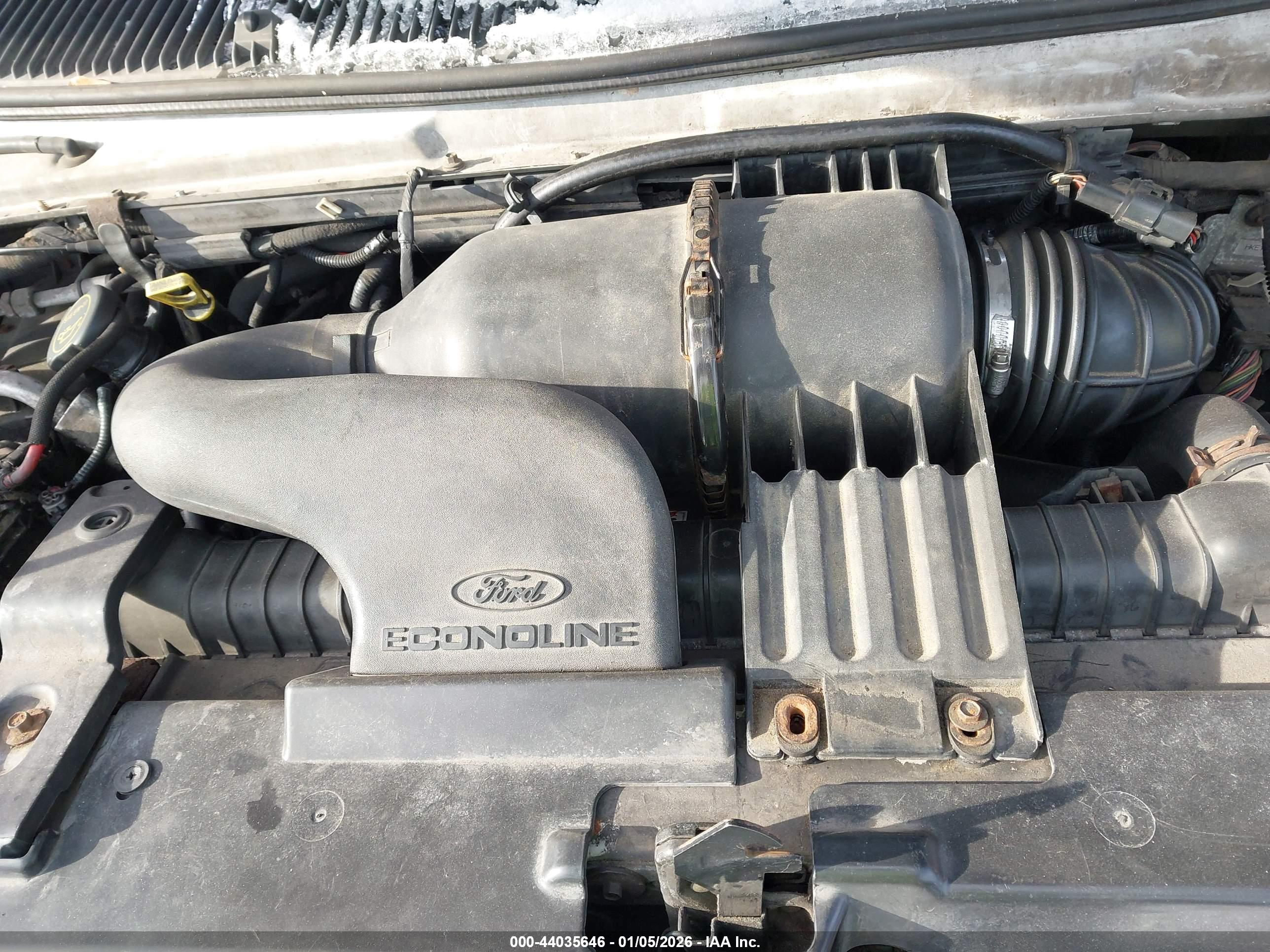 FORD E-150 image 10
