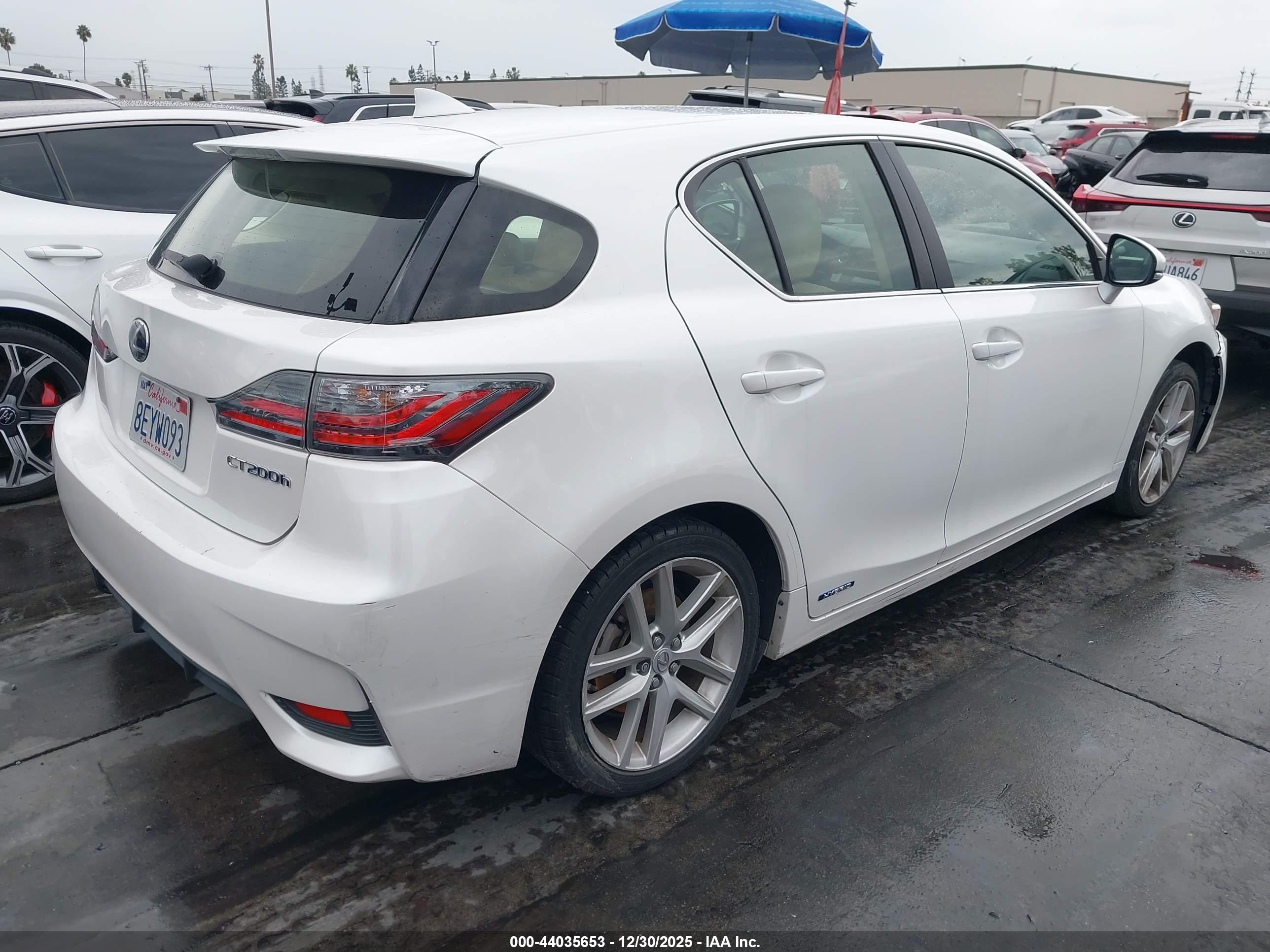 LEXUS CT image 4