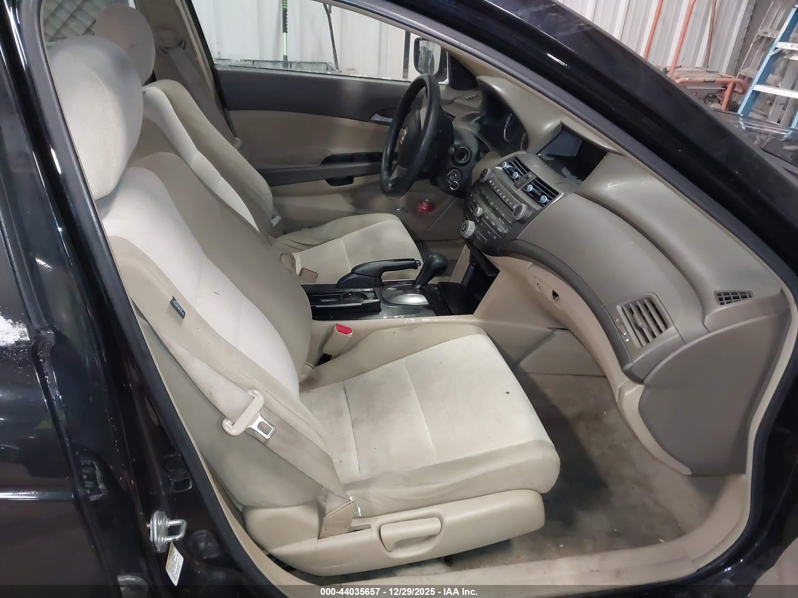 HONDA ACCORD image 5
