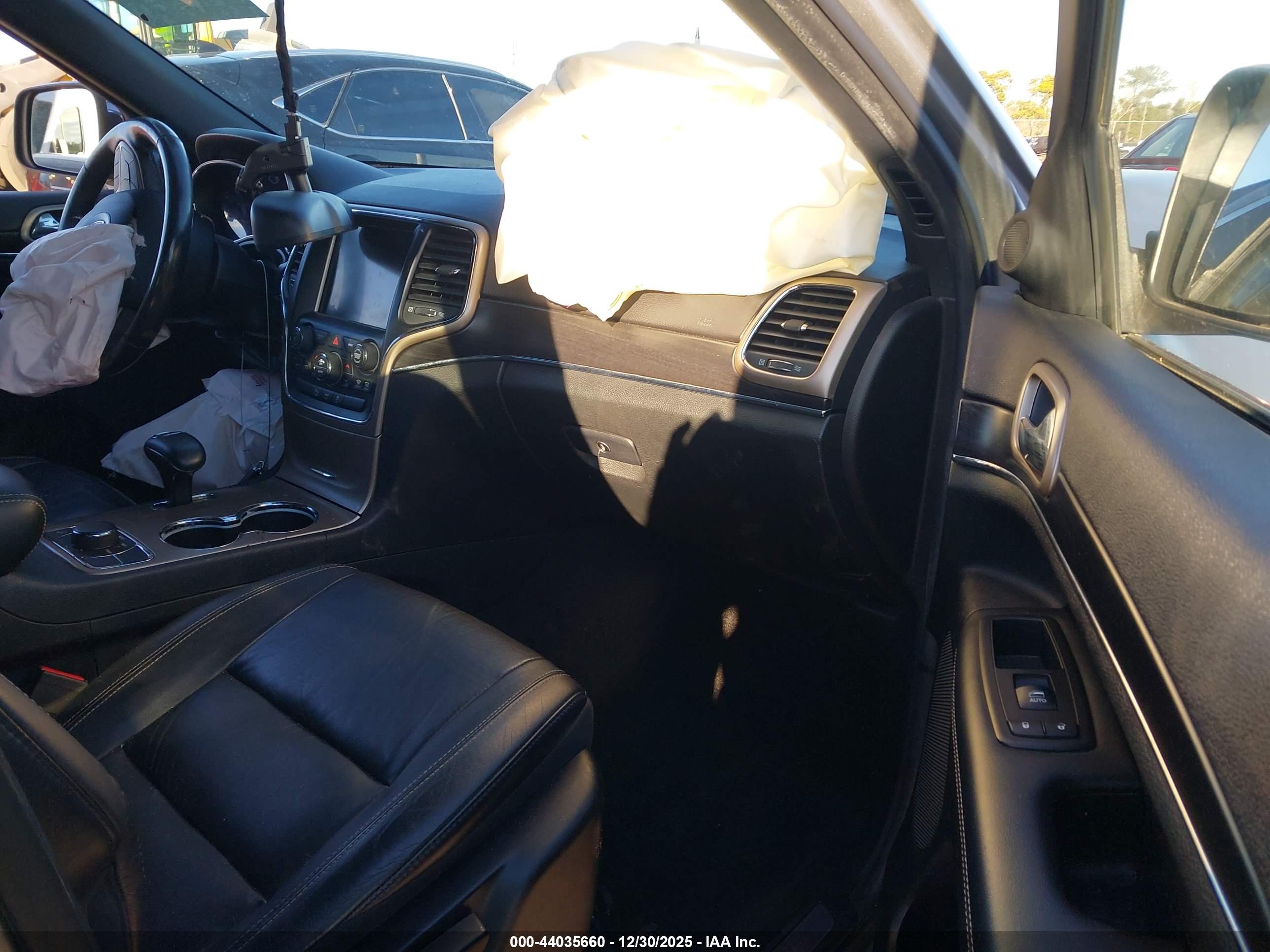 JEEP GRAND image 5