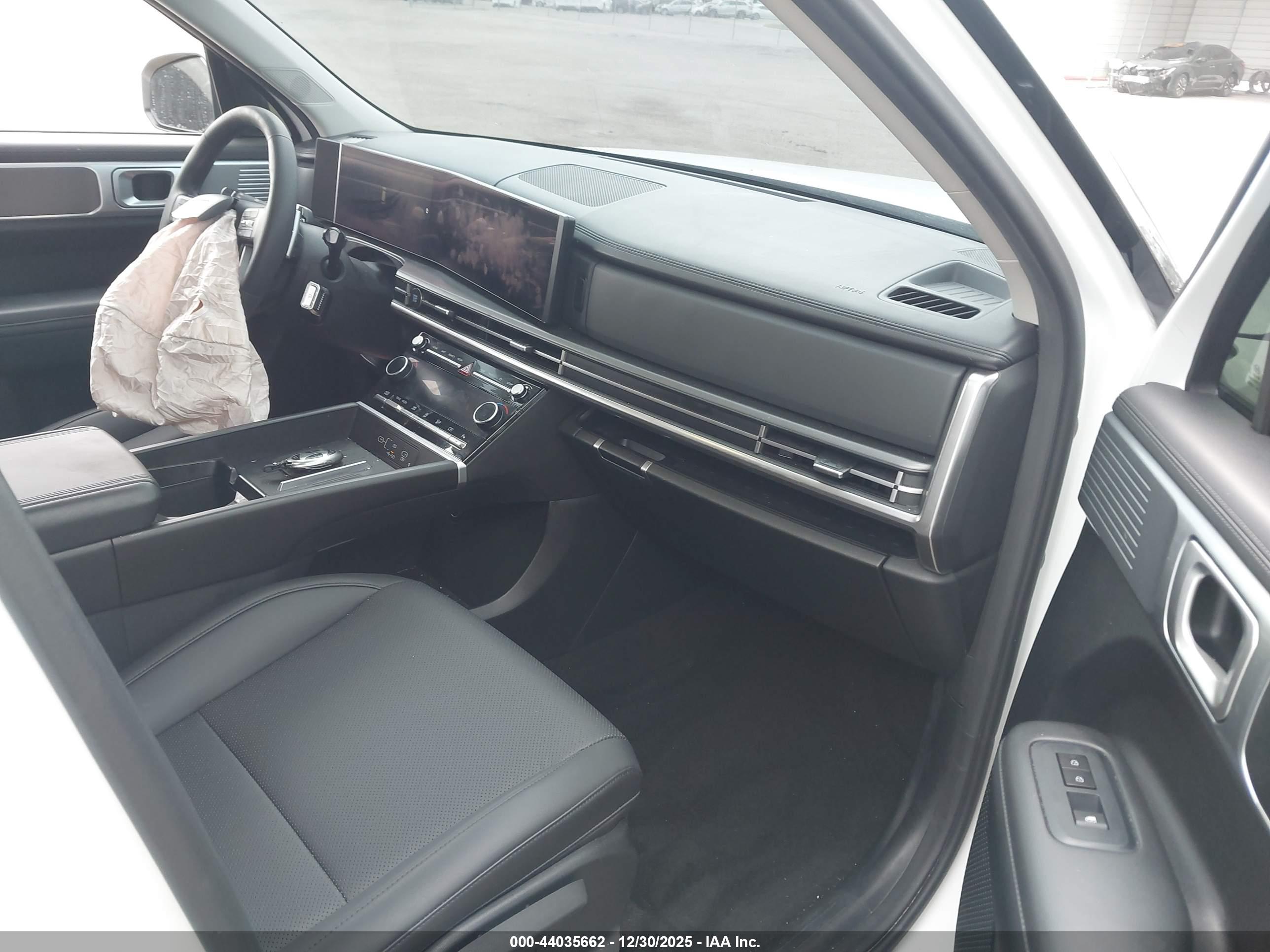 HYUNDAI SANTA image 5