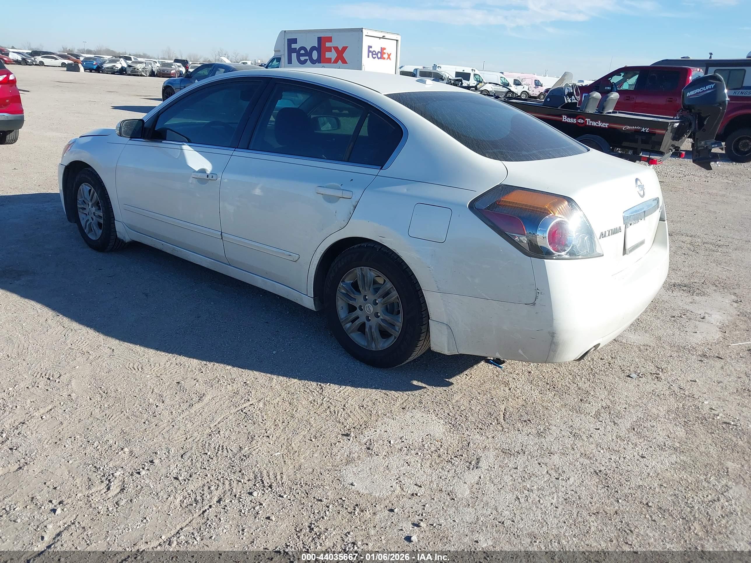 NISSAN ALTIMA image 3