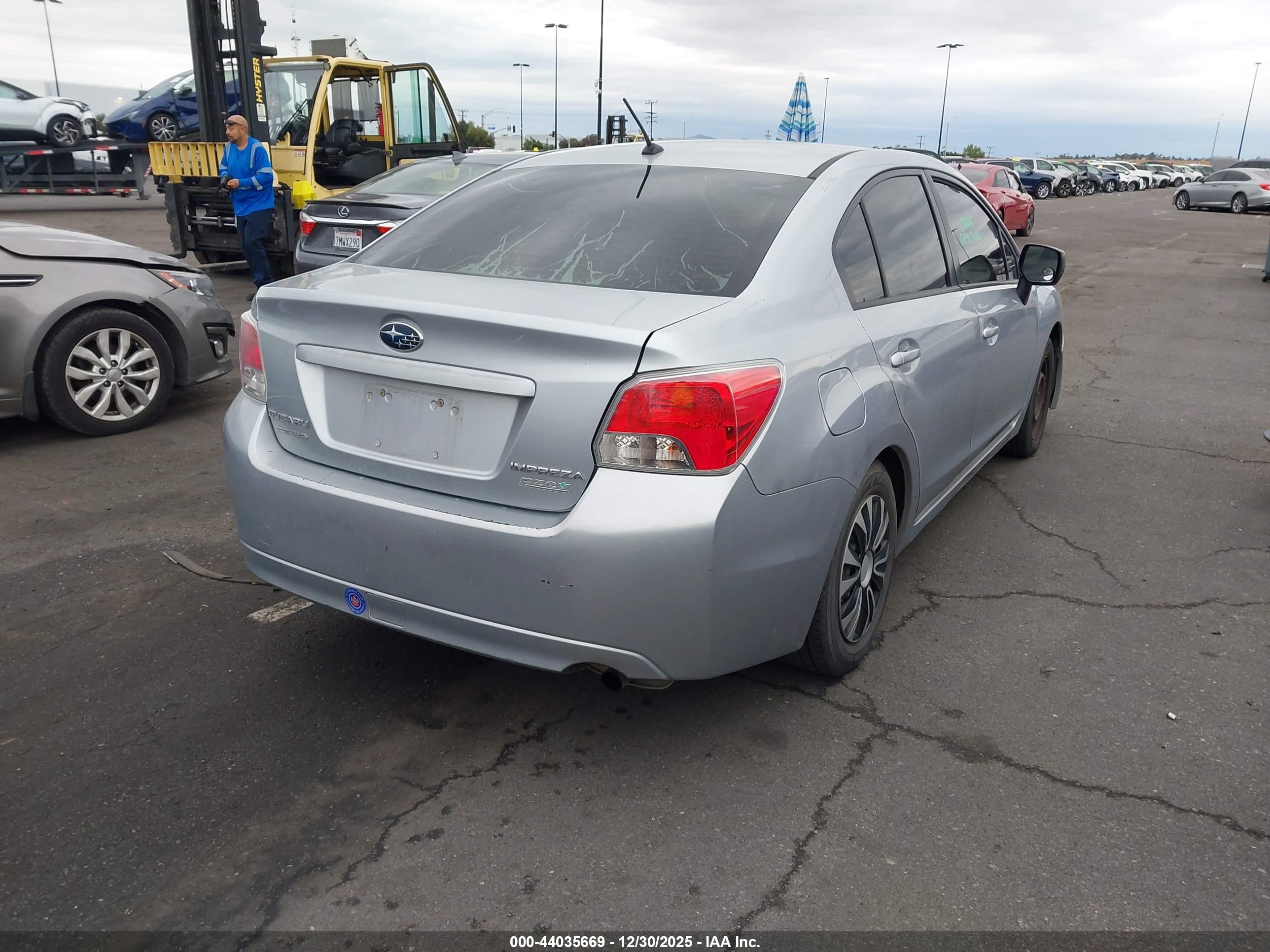 SUBARU IMPREZA image 4